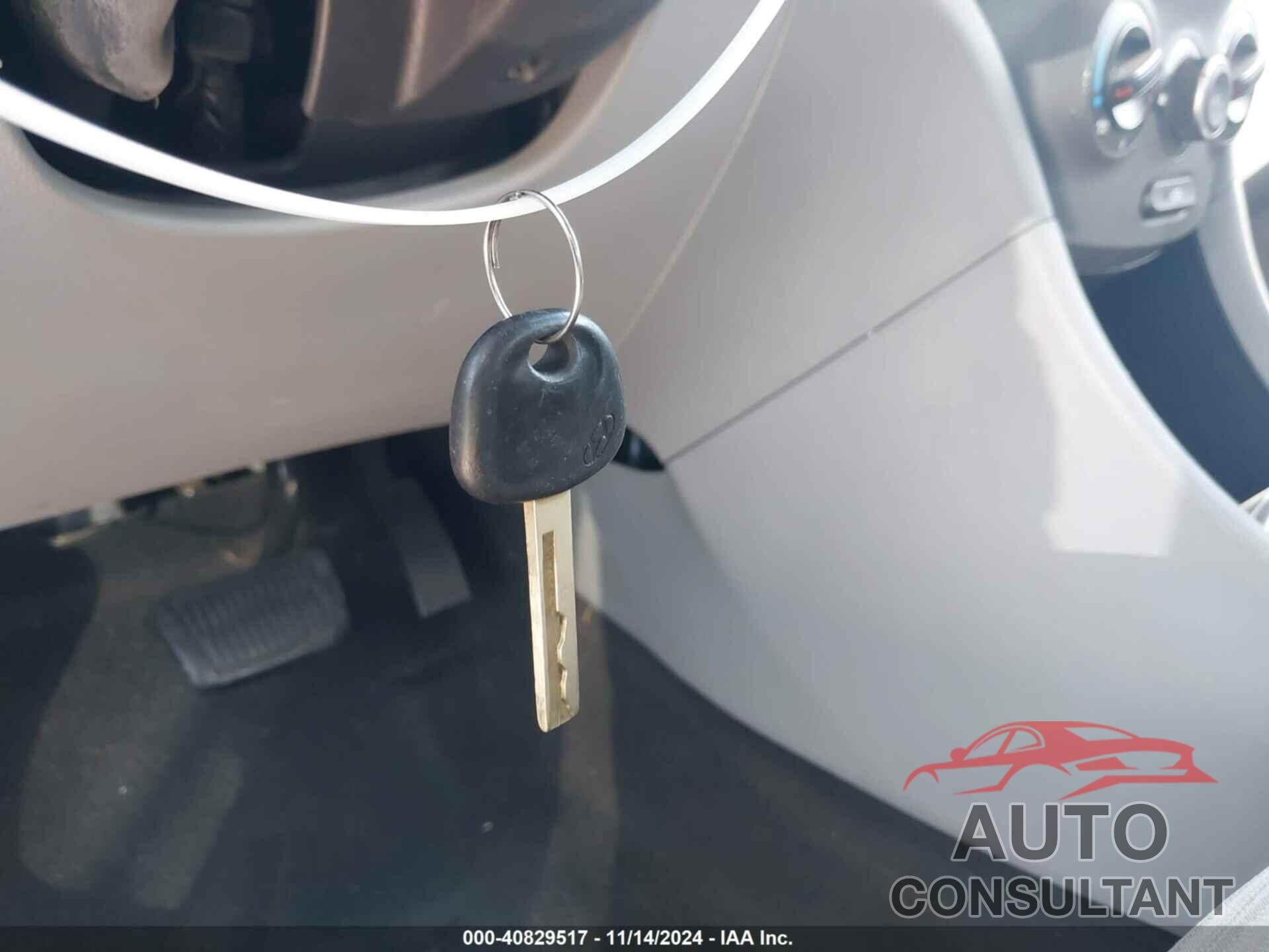 HYUNDAI ACCENT 2016 - KMHCT4AE3GU982367