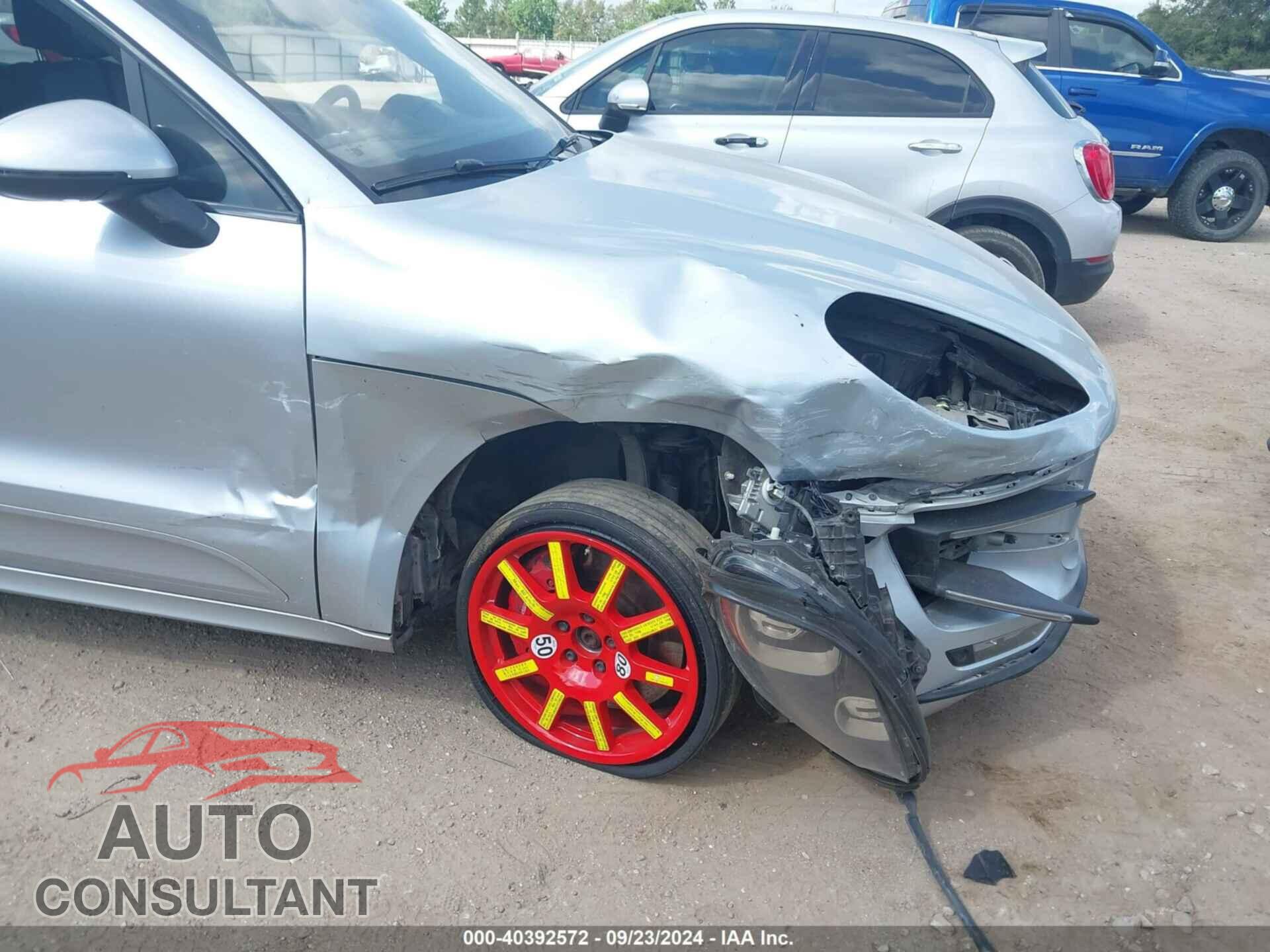 PORSCHE MACAN 2016 - WP1AF2A56GLB91813