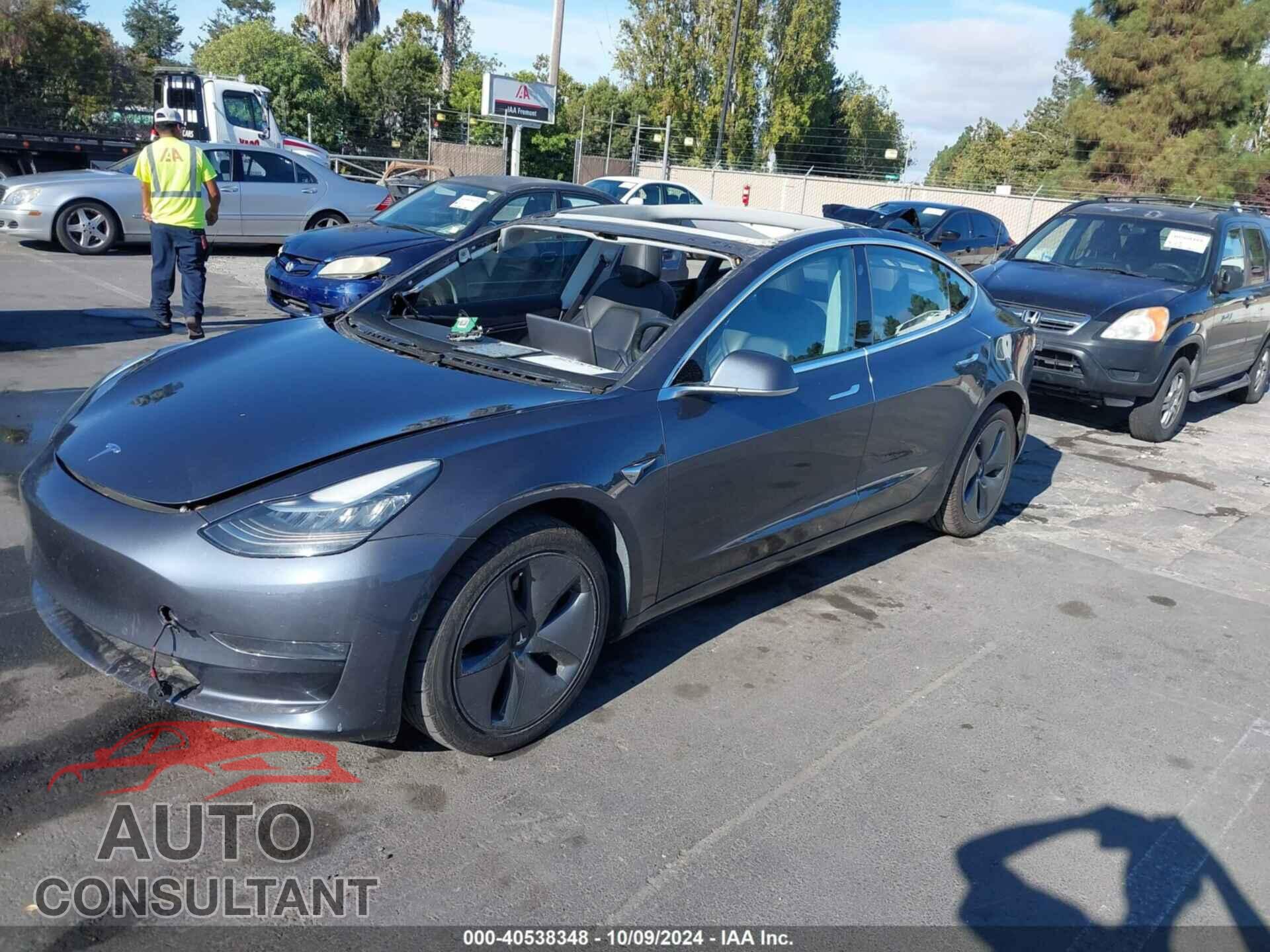TESLA MODEL 3 2018 - 5YJ3E1EA7JF033831