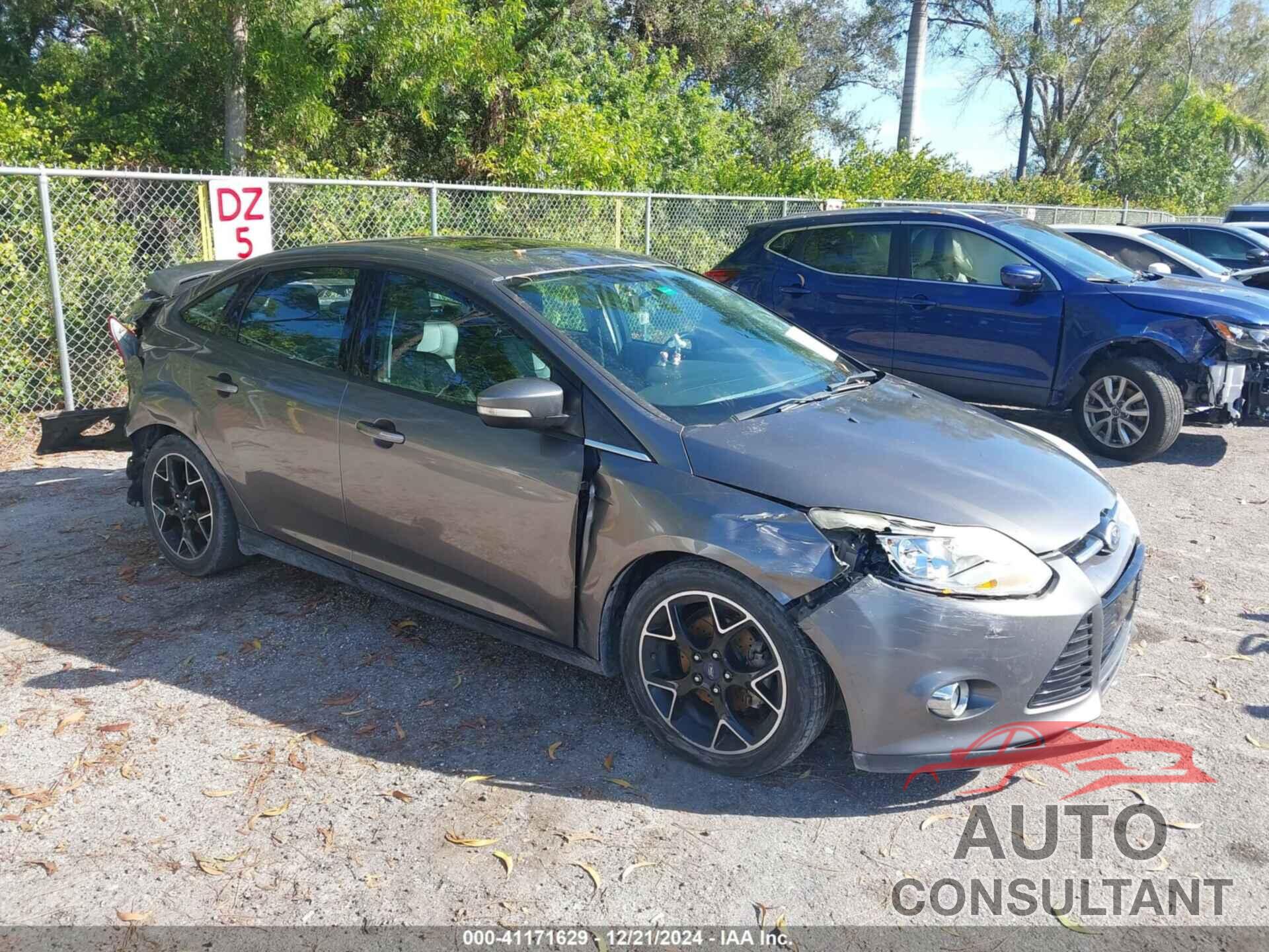 FORD FOCUS 2014 - 1FADP3F21EL359747