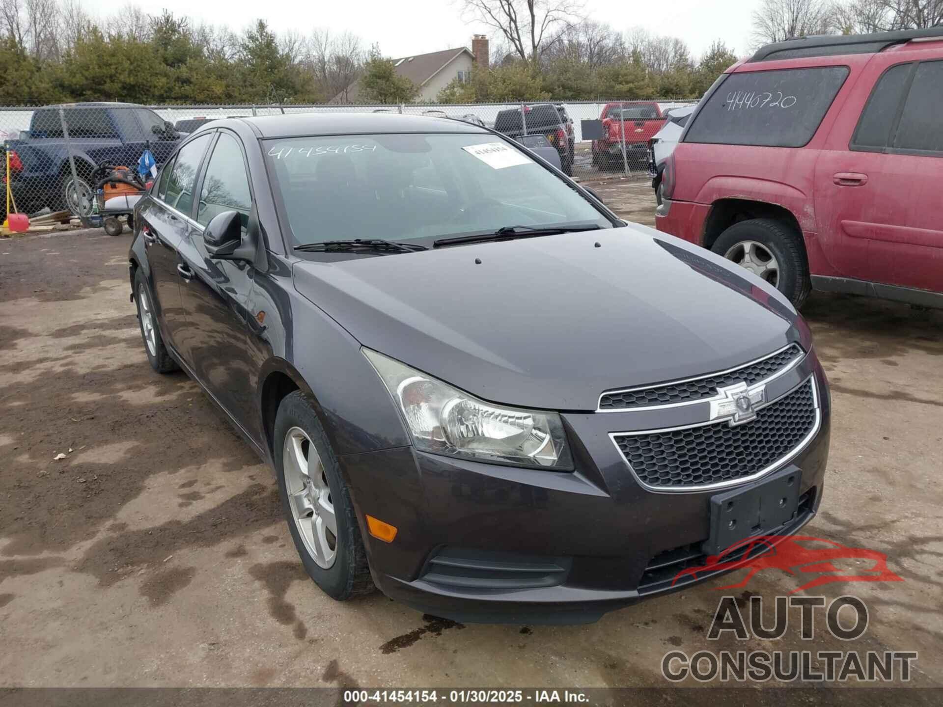 CHEVROLET CRUZE 2014 - 1G1PC5SB8E7477980