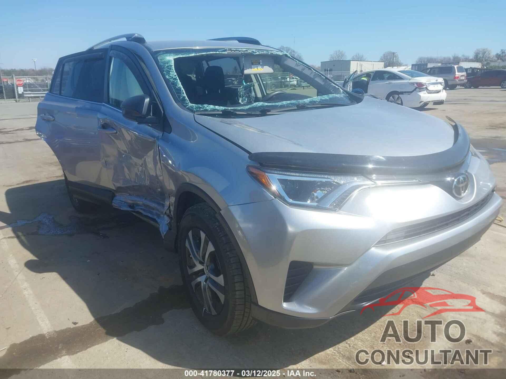 TOYOTA RAV4 2018 - JTMBFREV9JJ254995