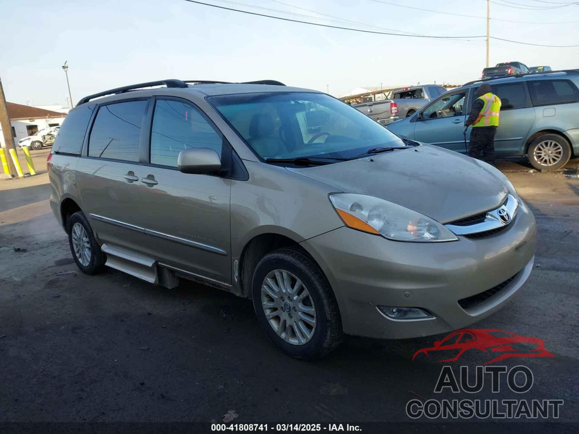 TOYOTA SIENNA 2010 - 5TDYK4CC3AS332779