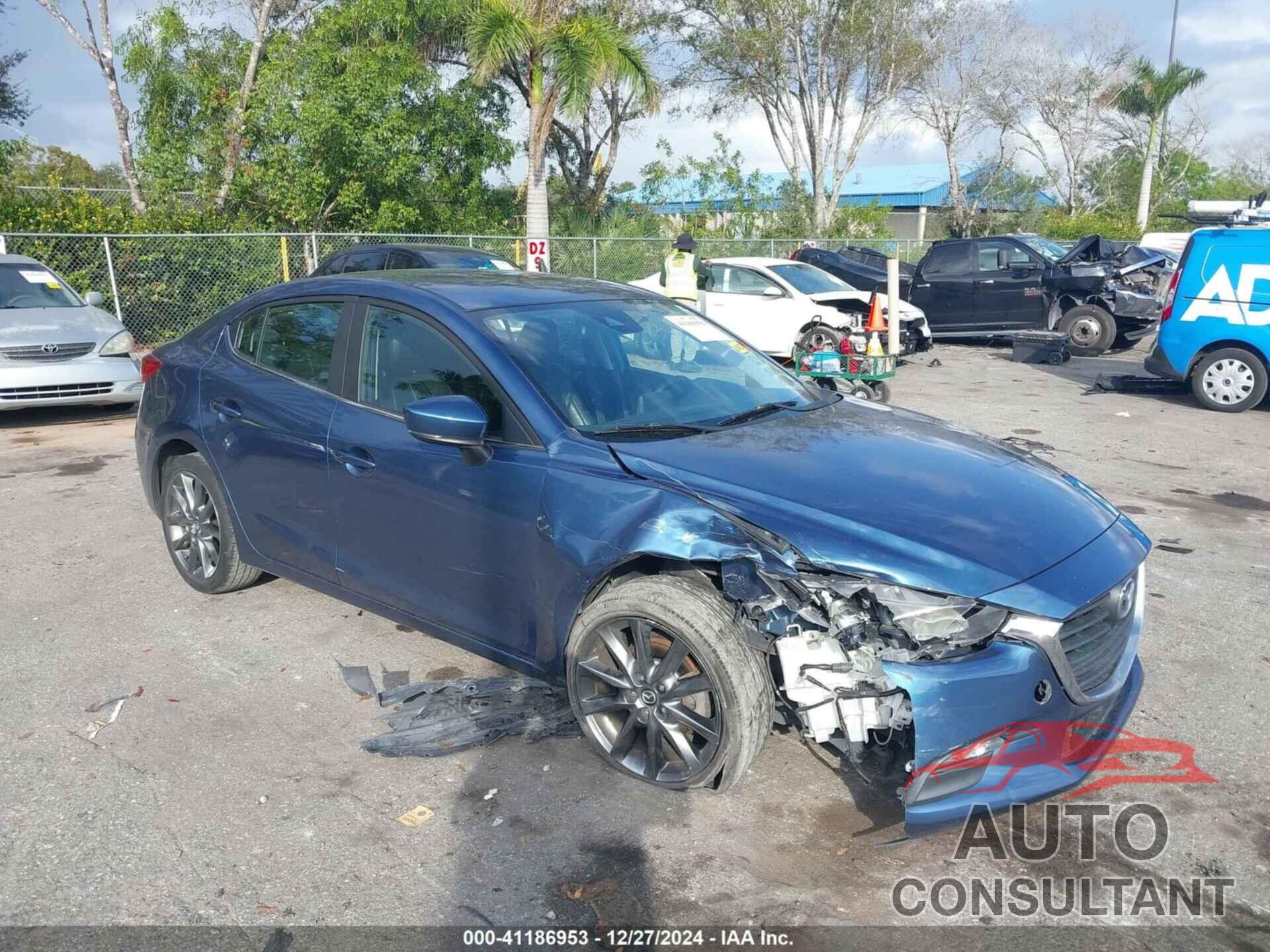 MAZDA MAZDA3 2018 - 3MZBN1V38JM190712