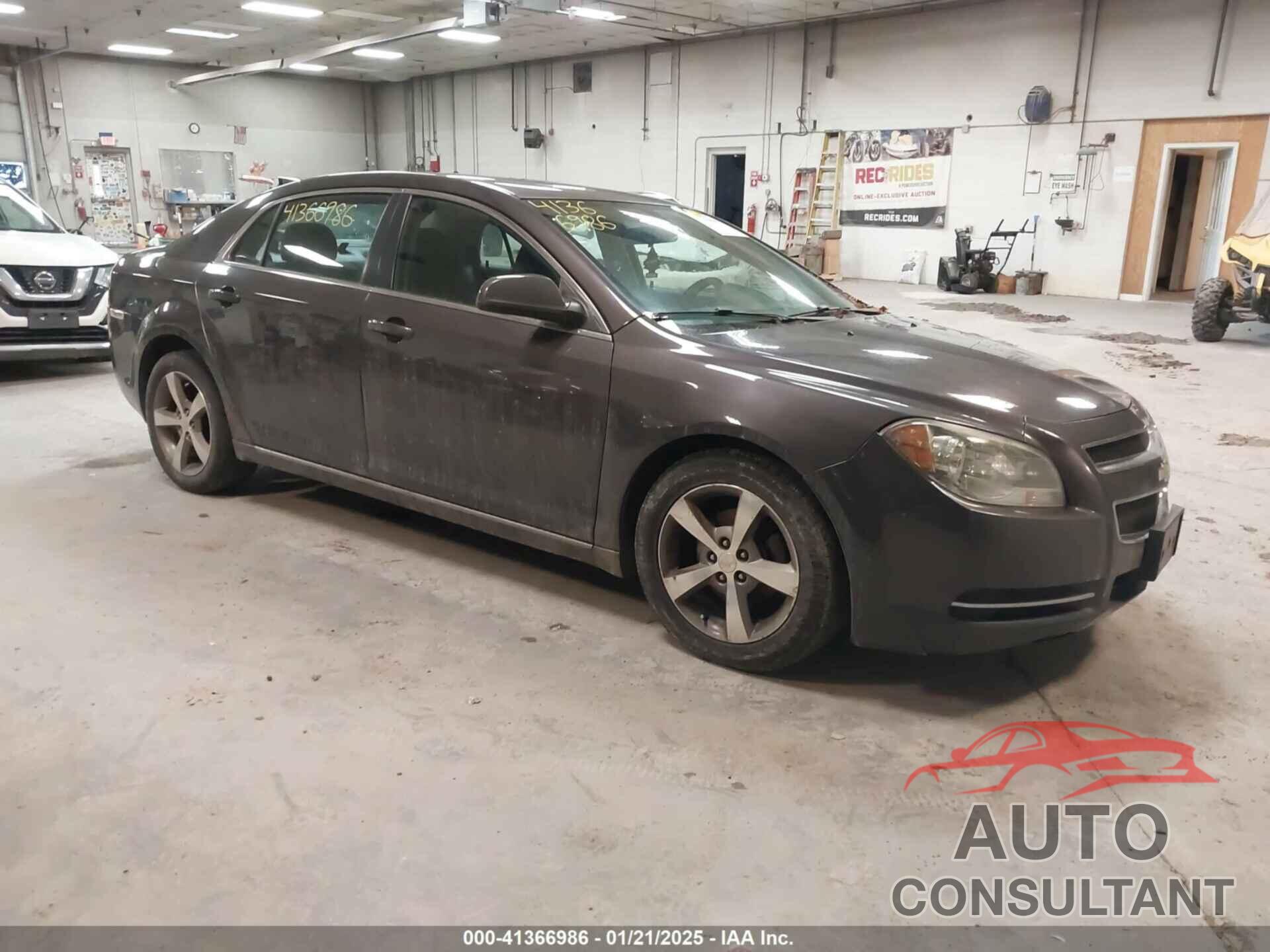 CHEVROLET MALIBU 2011 - 1G1ZC5E16BF153620