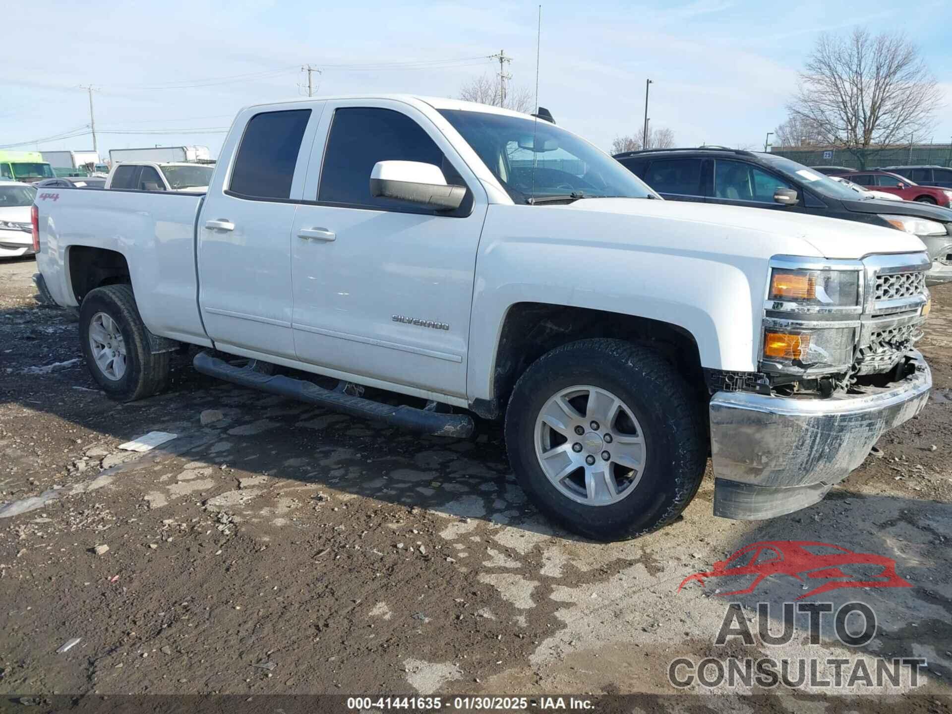 CHEVROLET SILVERADO 1500 2015 - 1GCVKREH4FZ293229