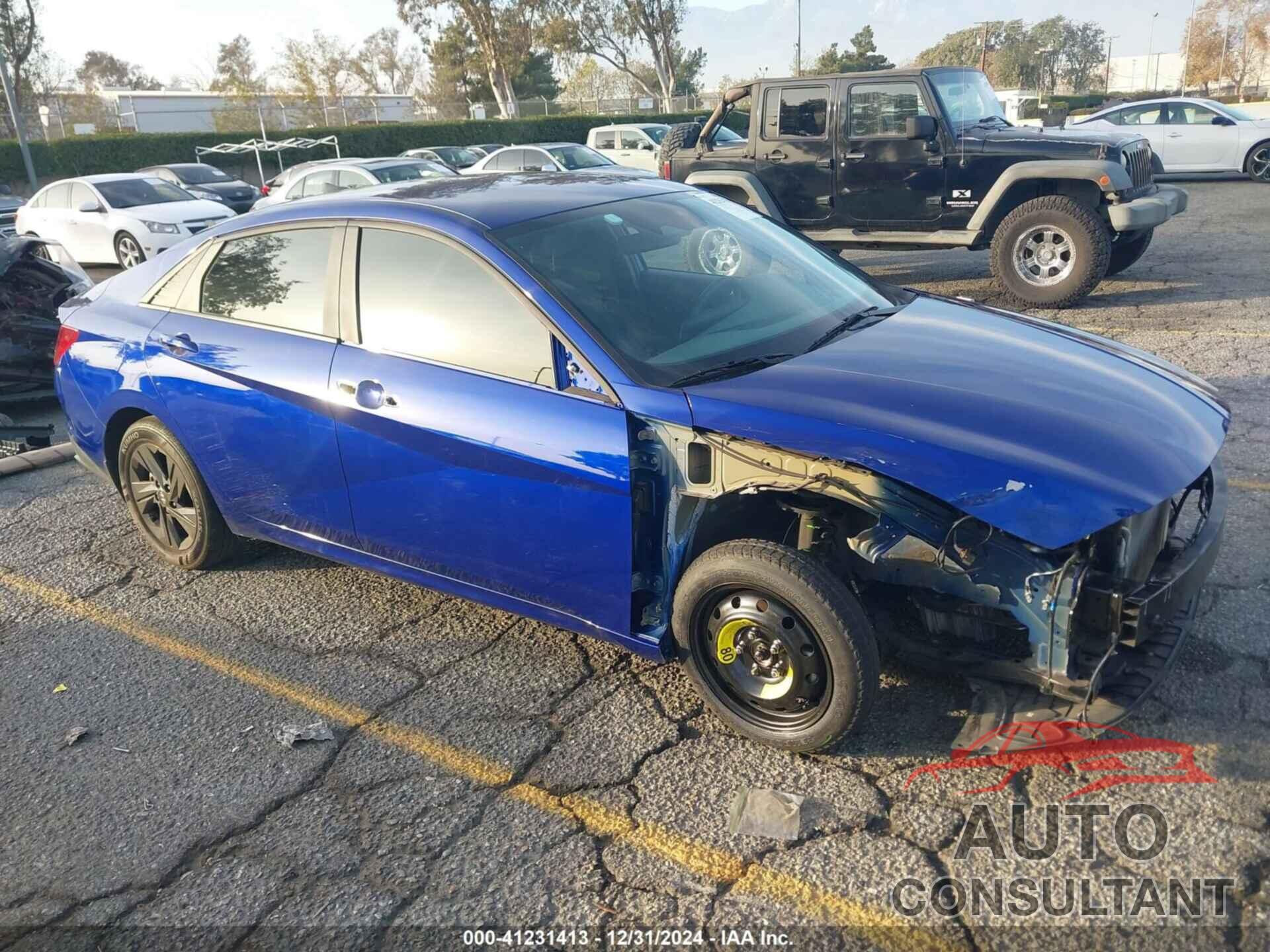 HYUNDAI ELANTRA 2022 - KMHLM4AG6NU337708