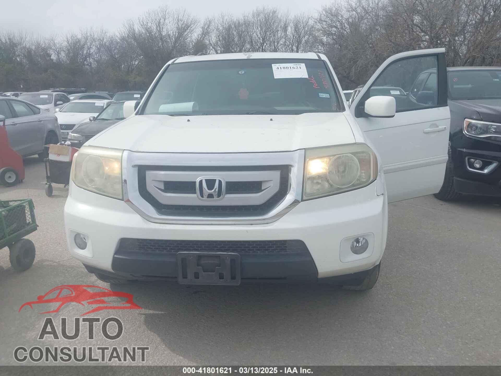 HONDA PILOT 2011 - 5FNYF3H59BB016480