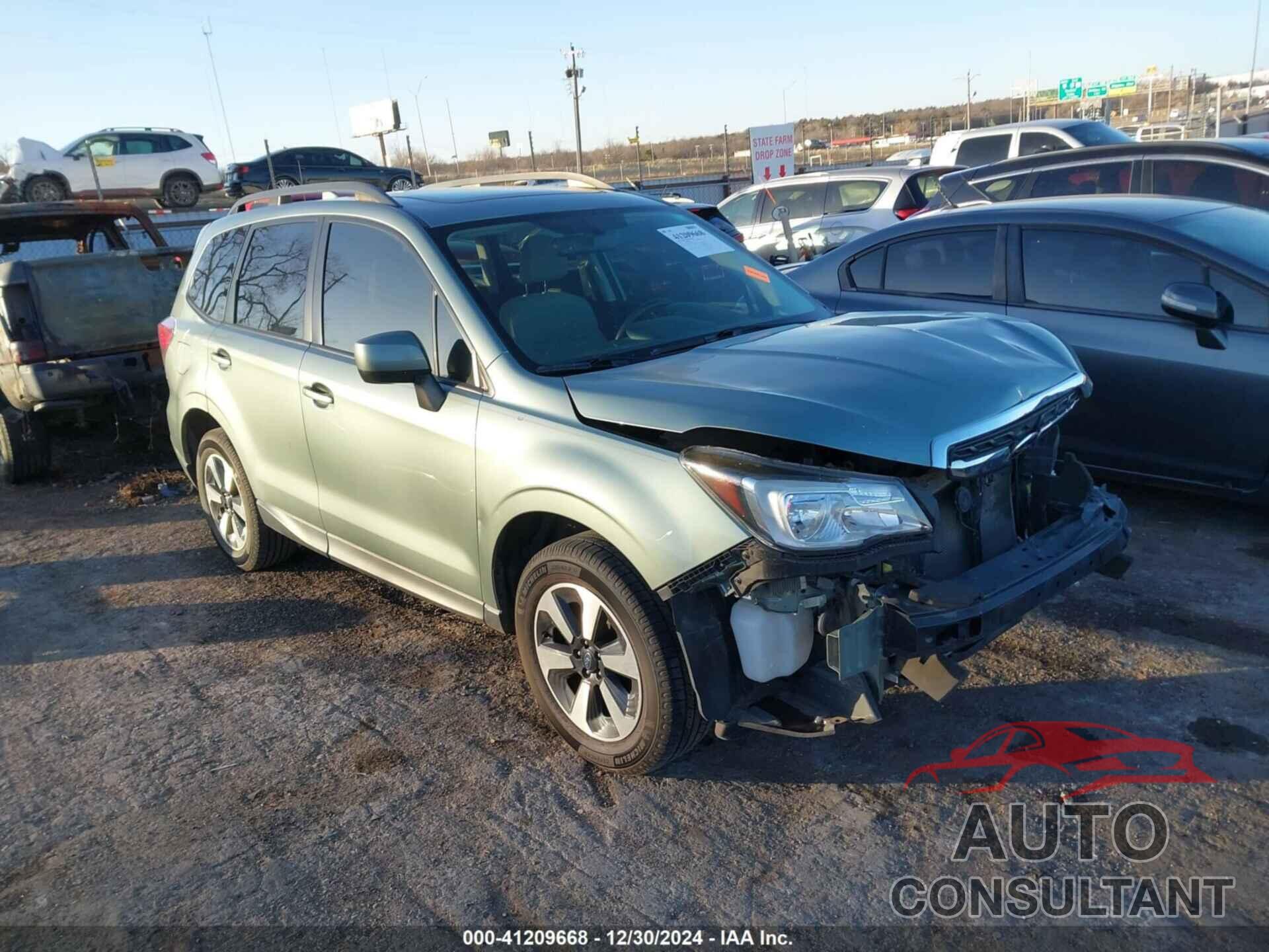 SUBARU FORESTER 2017 - JF2SJAECXHH531624