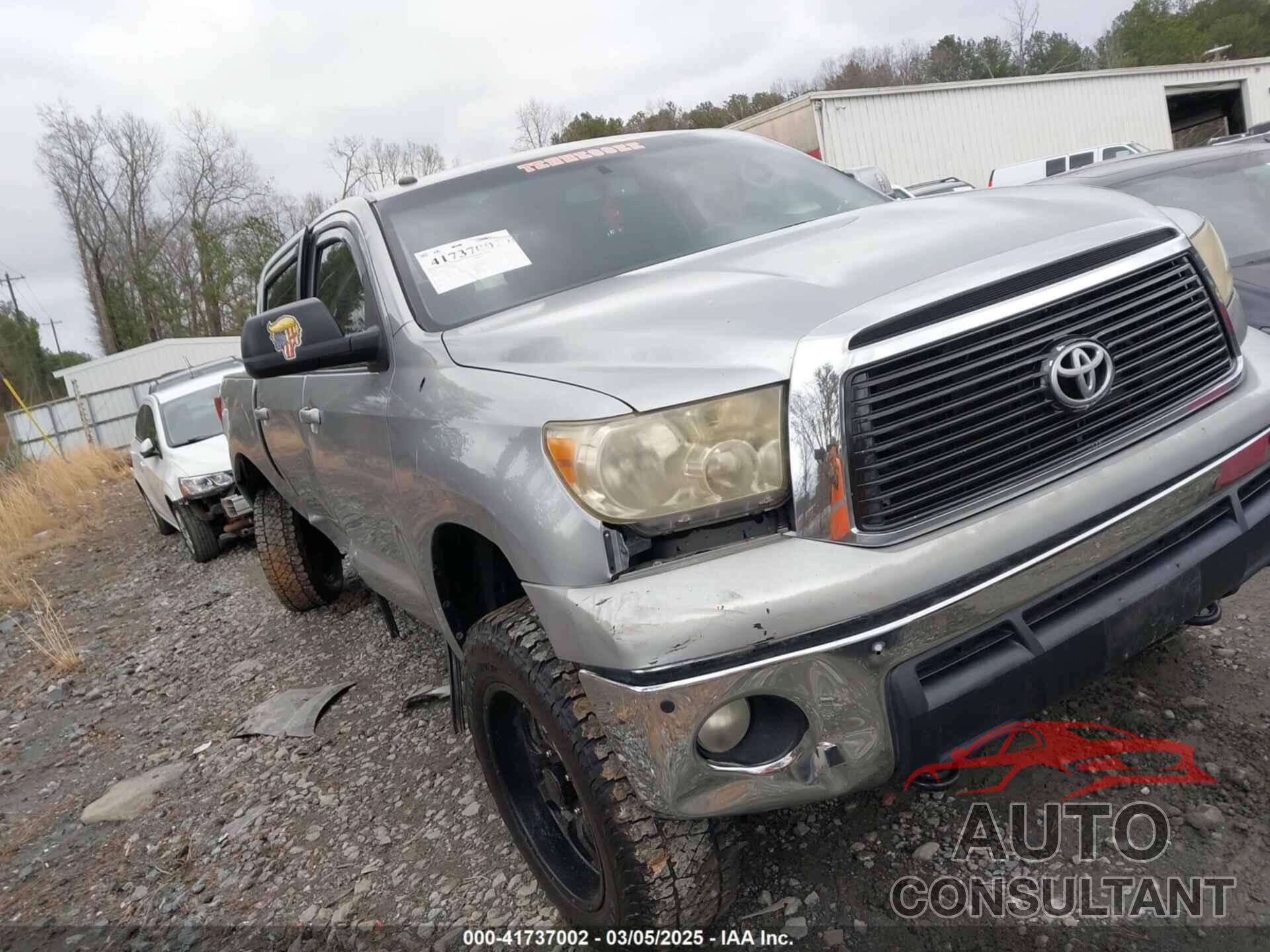 TOYOTA TUNDRA 2010 - 5TFHW5F10AX149676