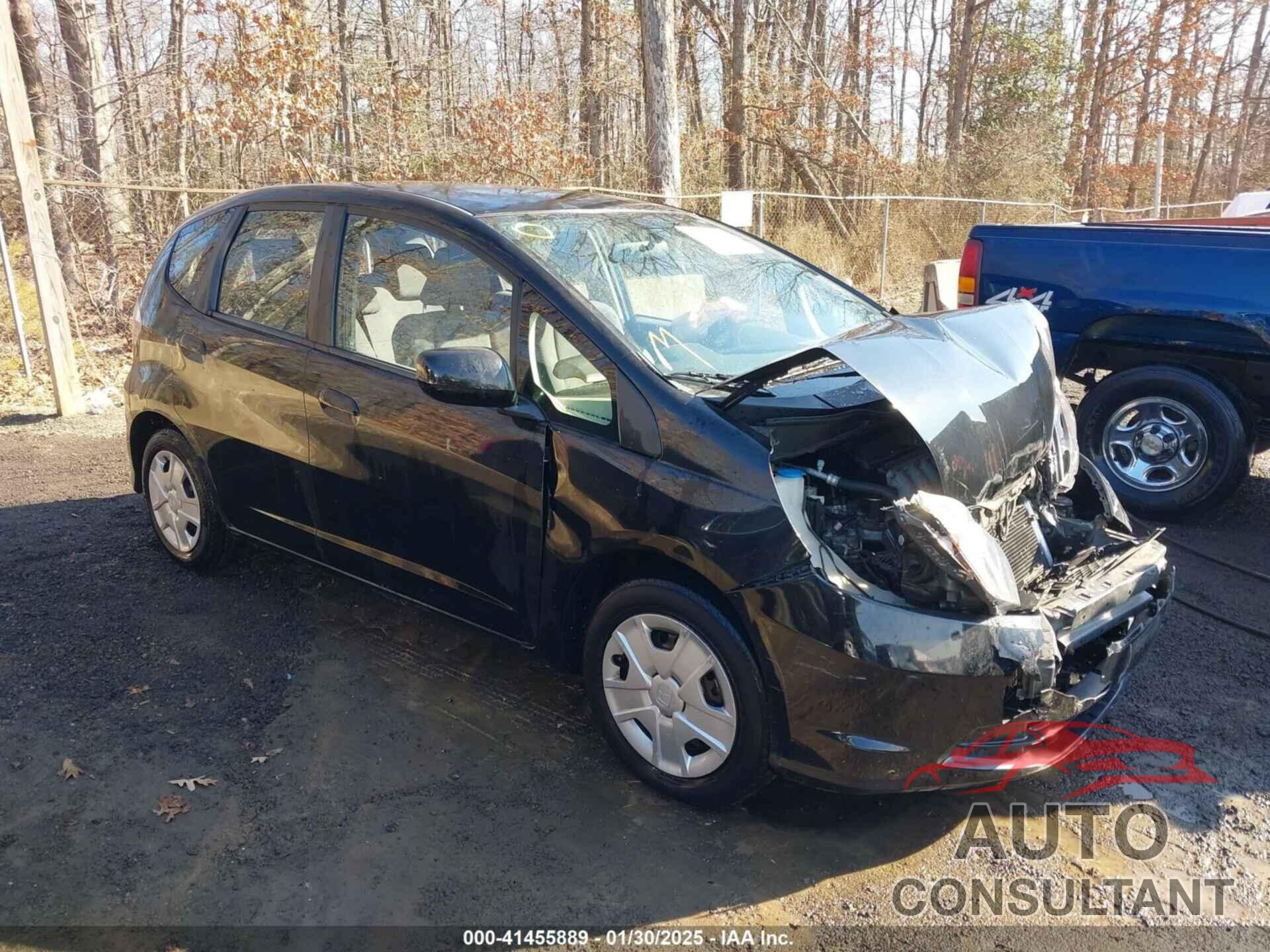 HONDA FIT 2013 - JHMGE8H31DC077590