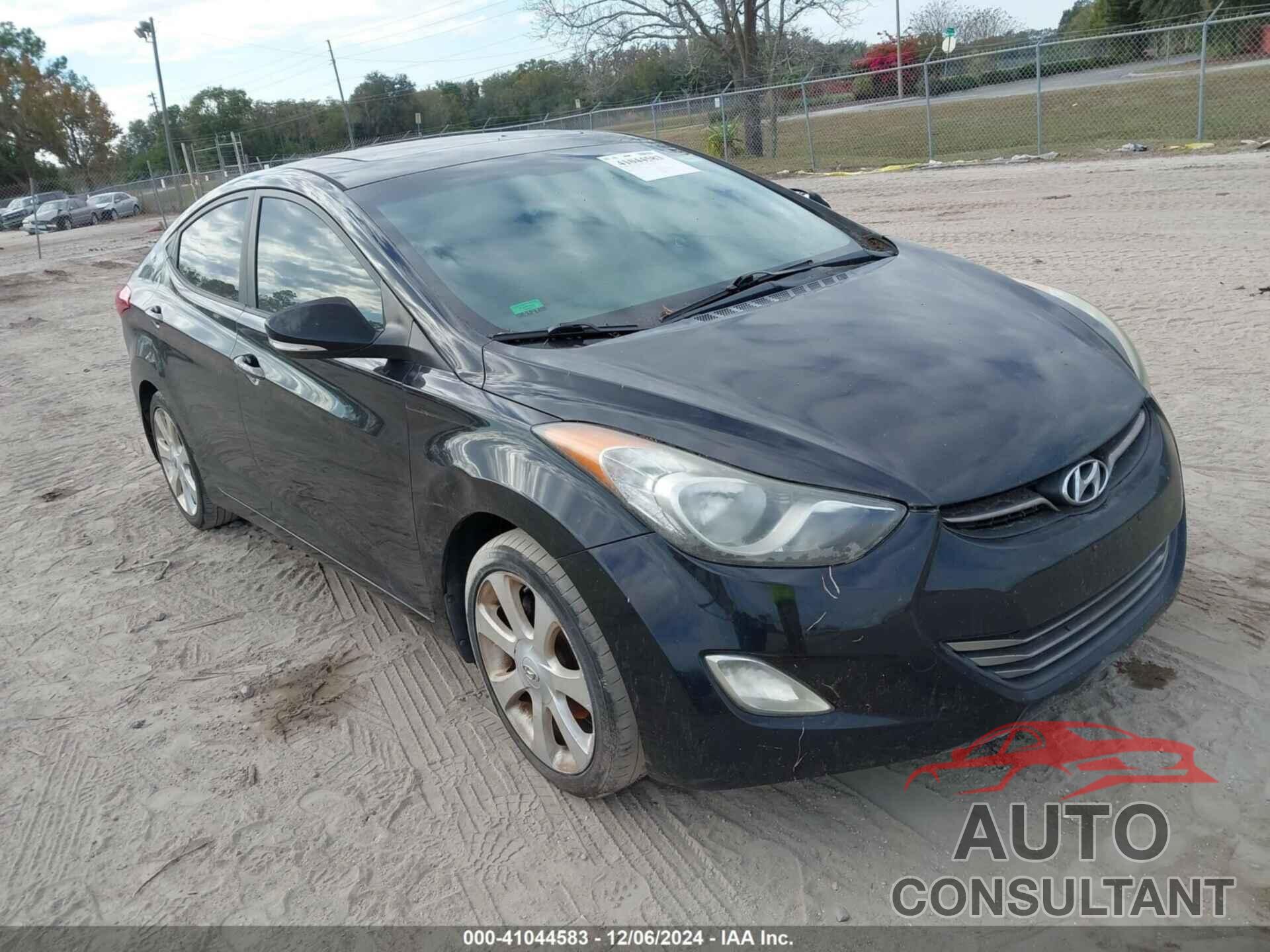 HYUNDAI ELANTRA 2011 - 5NPDH4AE7BH039301