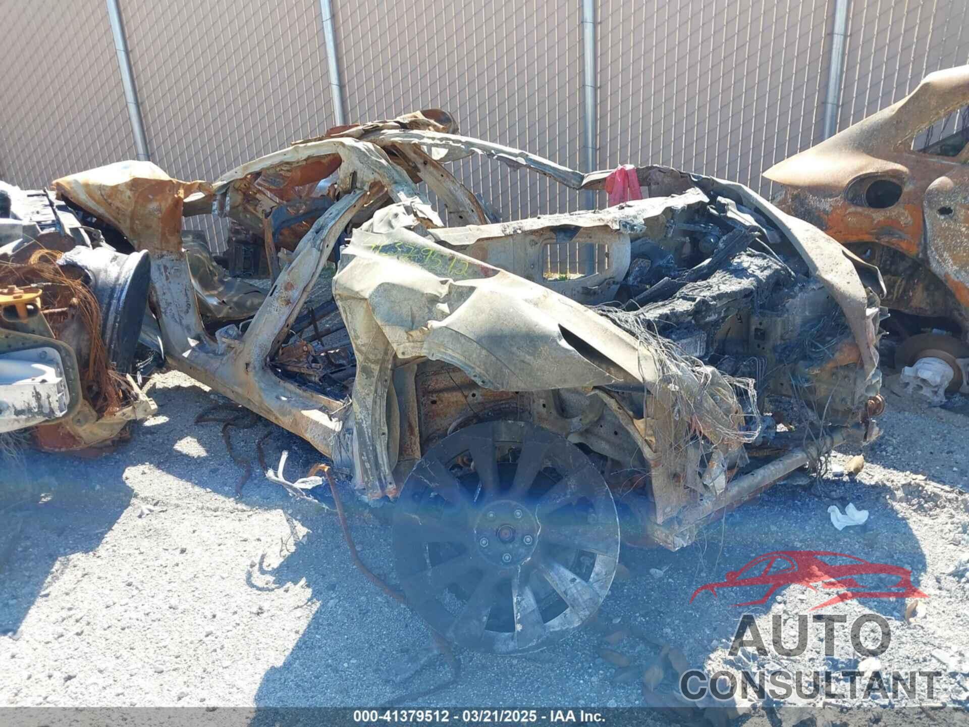TESLA MODEL Y 2021 - 5YJYGDEE1MF254642