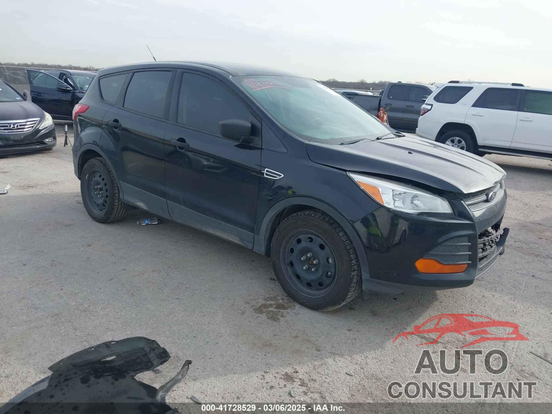 FORD ESCAPE 2016 - 1FMCU0F7XGUA84106