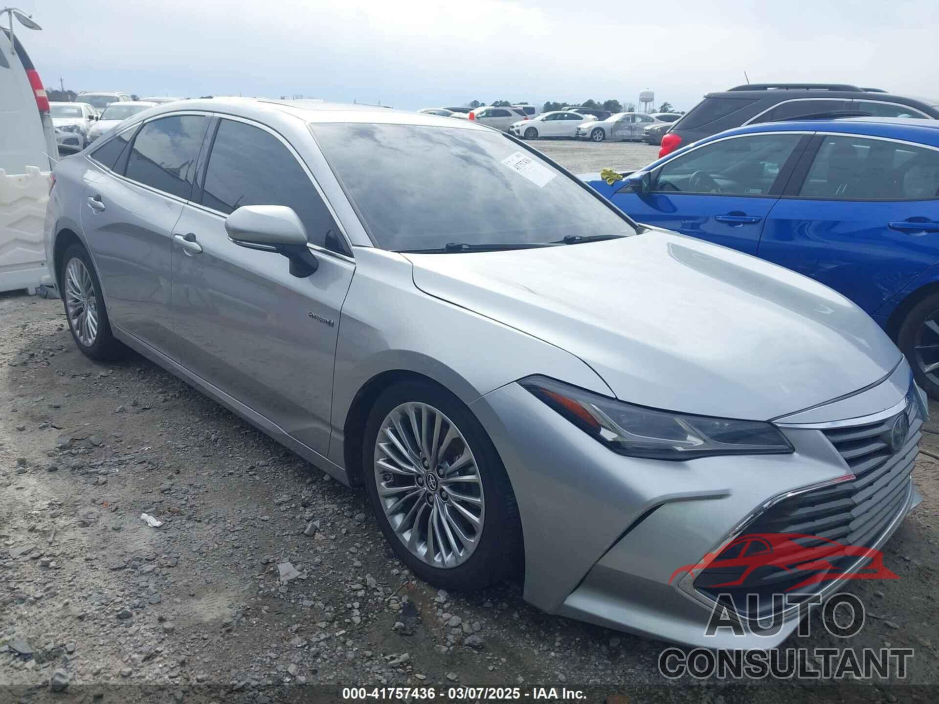 TOYOTA AVALON HYBRID 2019 - 4T1B21FB3KU009106