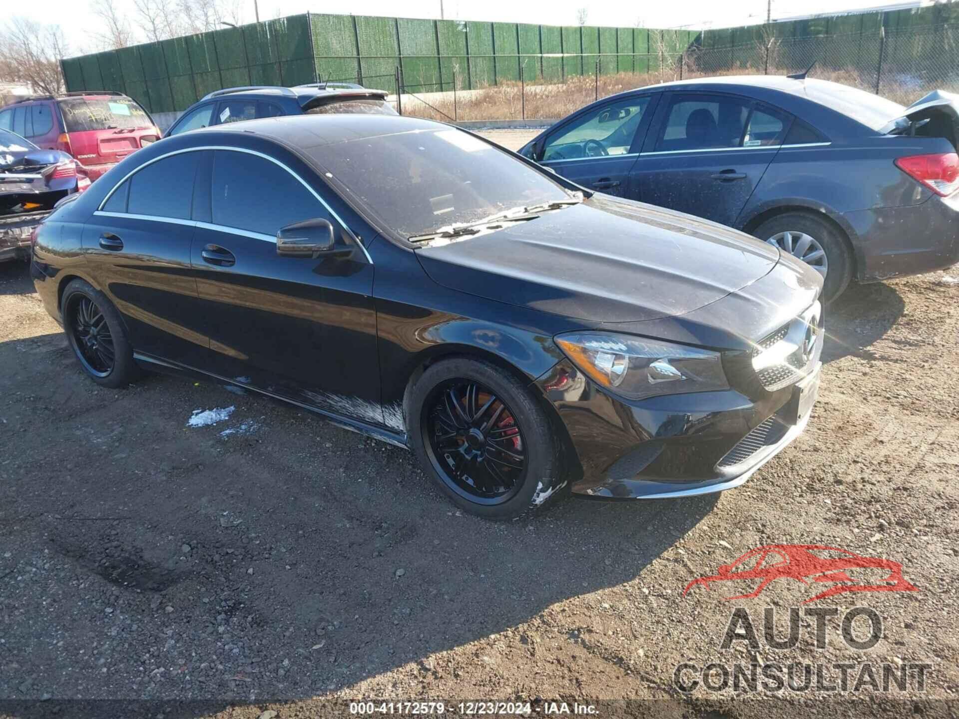 MERCEDES-BENZ CLA 250 2017 - WDDSJ4GB8HN424499