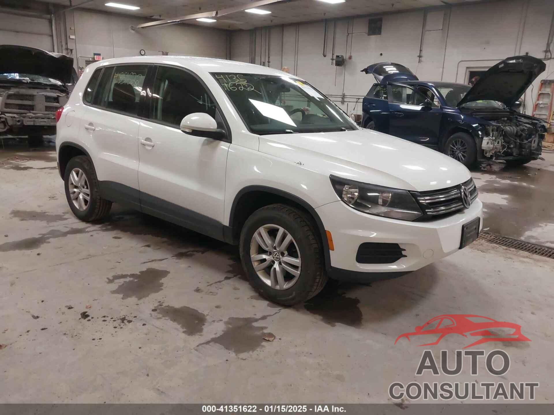 VOLKSWAGEN TIGUAN 2014 - WVGAV3AX8EW584599