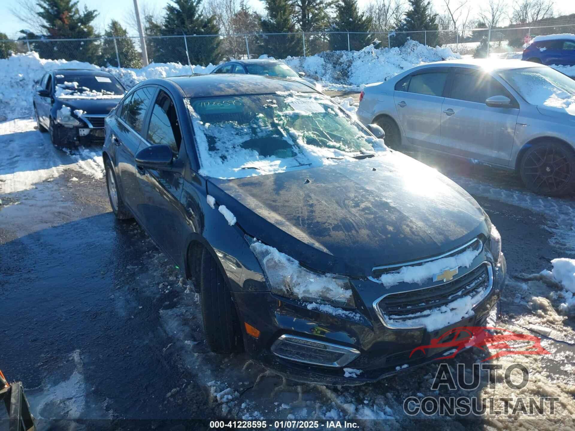 CHEVROLET CRUZE 2015 - 1G1PC5SB1F7112557