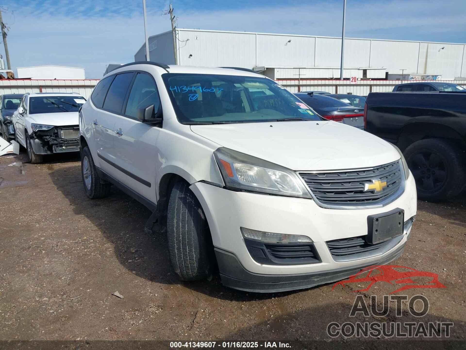 CHEVROLET TRAVERSE 2015 - 1GNKRFED7FJ248012