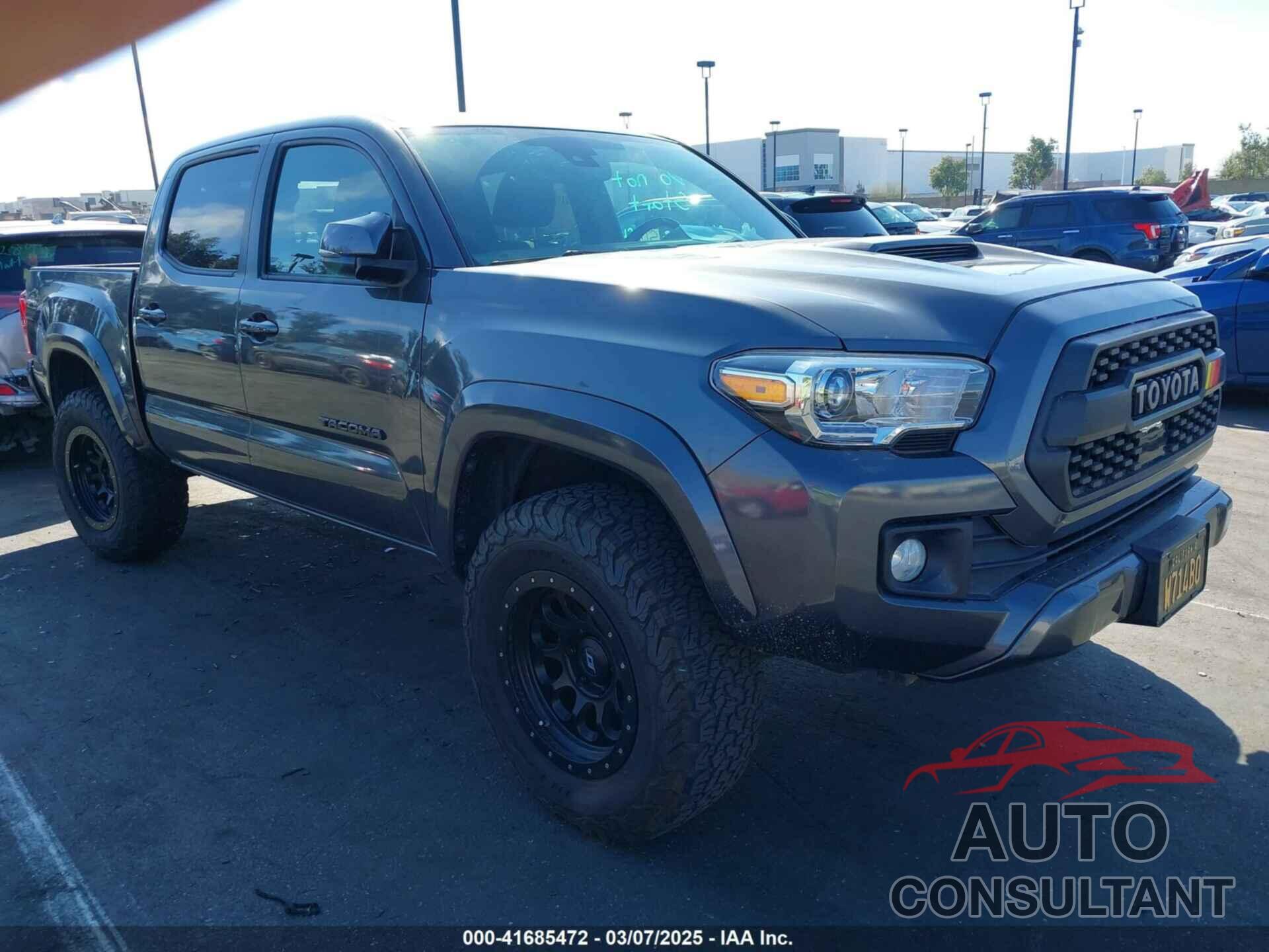 TOYOTA TACOMA 2018 - 3TMAZ5CN0JM077058