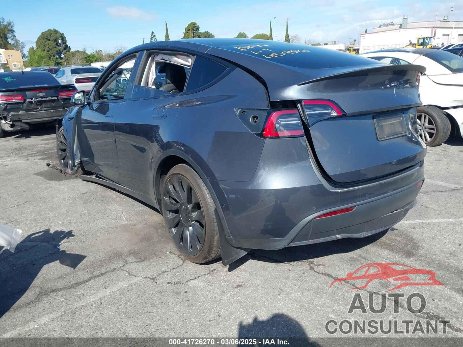 TESLA MODEL Y 2022 - 7SAYGDEF6NF454526