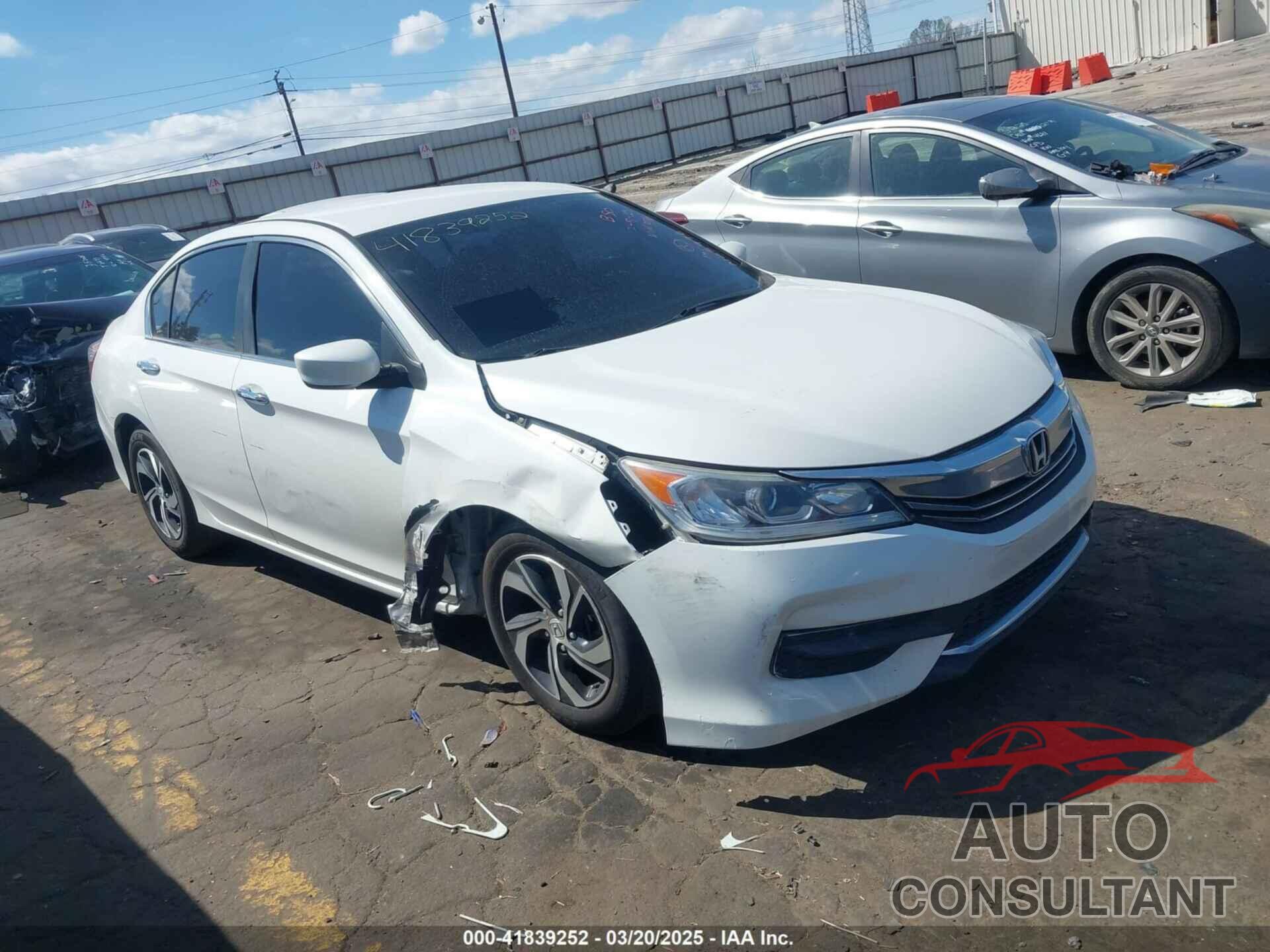 HONDA ACCORD 2017 - 1HGCR2F32HA125976