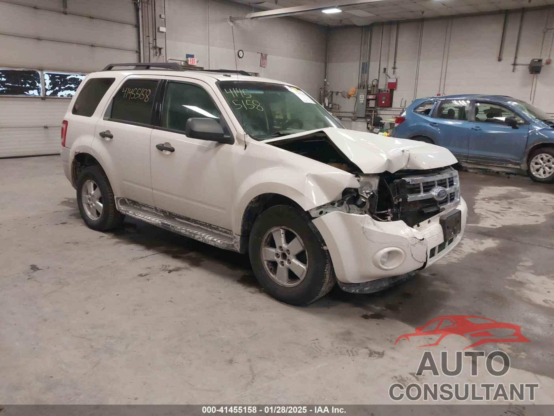 FORD ESCAPE 2009 - 1FMCU93G09KA07316