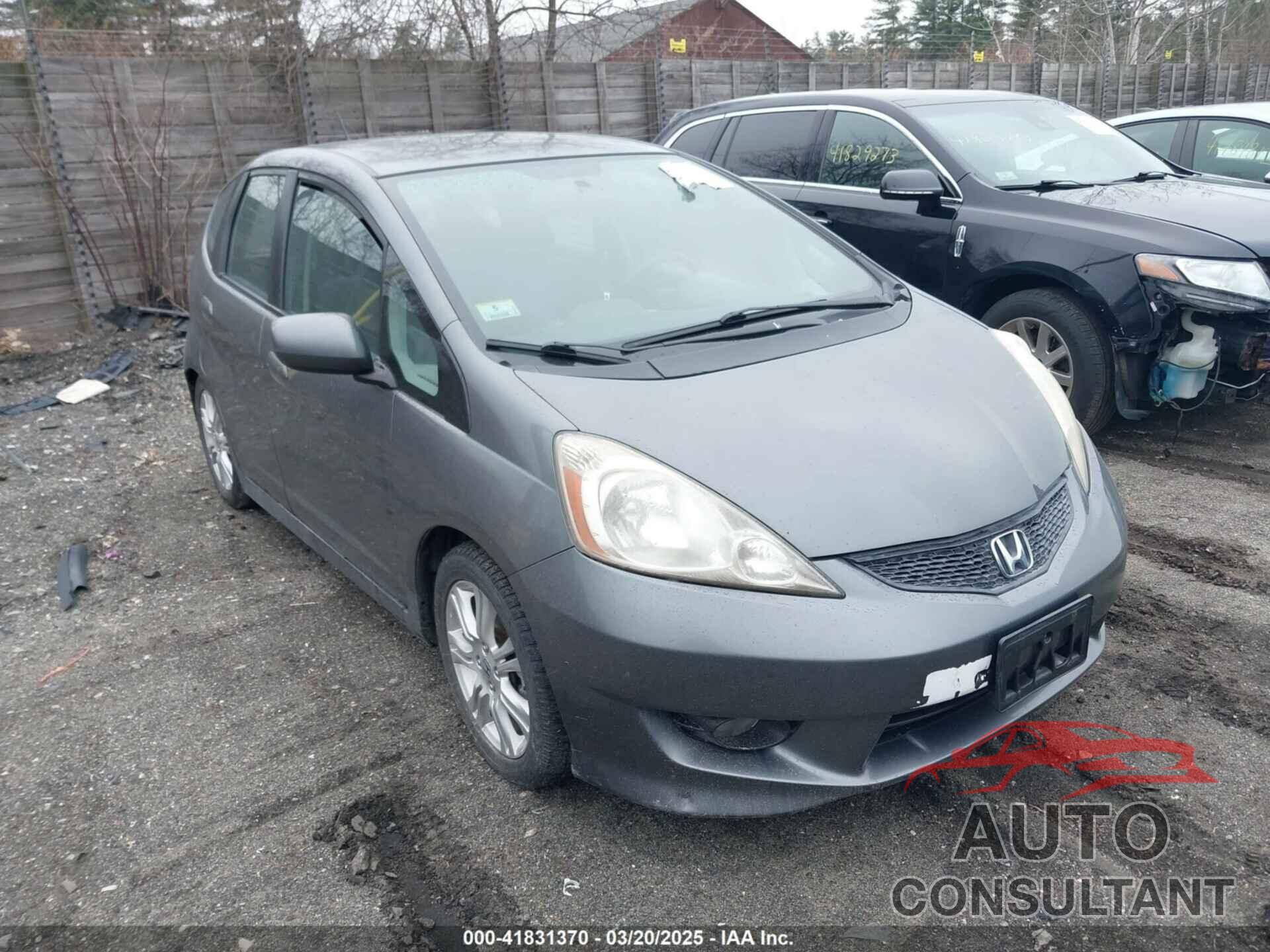 HONDA FIT 2011 - JHMGE8G5XBC004136