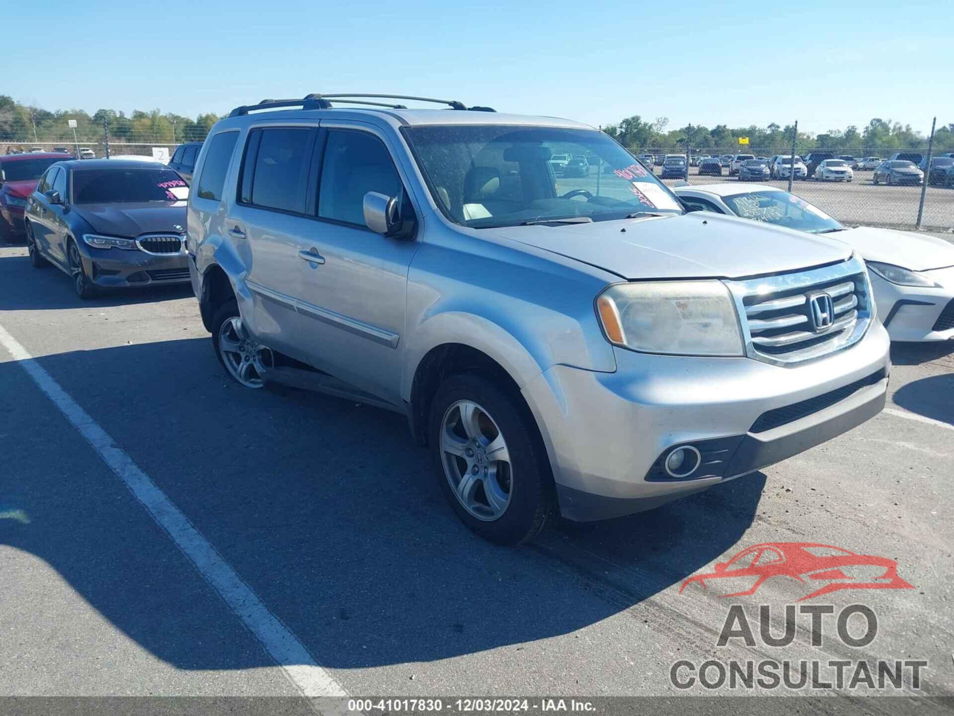 HONDA PILOT 2015 - 5FNYF3H69FB001265