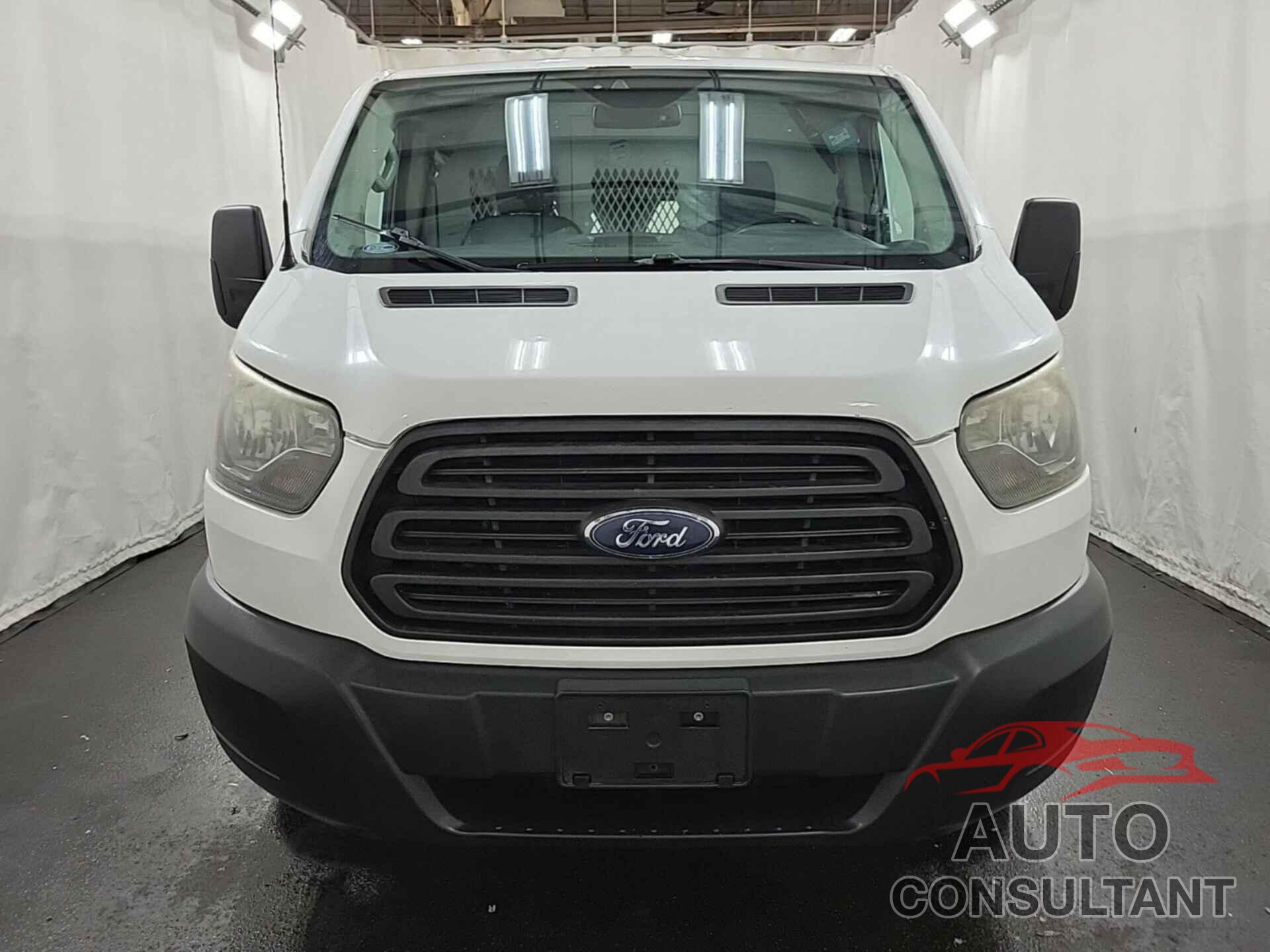 FORD TRANSIT-150 2017 - 1FTYE1YM9HKA82506