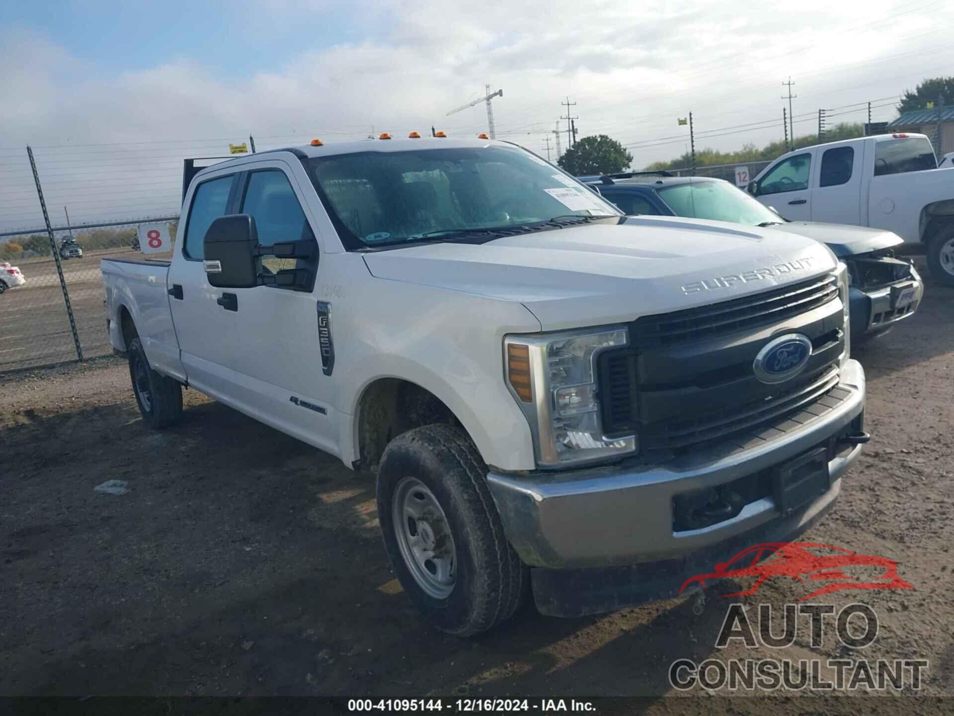 FORD F-350 2018 - 1FT8W3BTXJEC94909