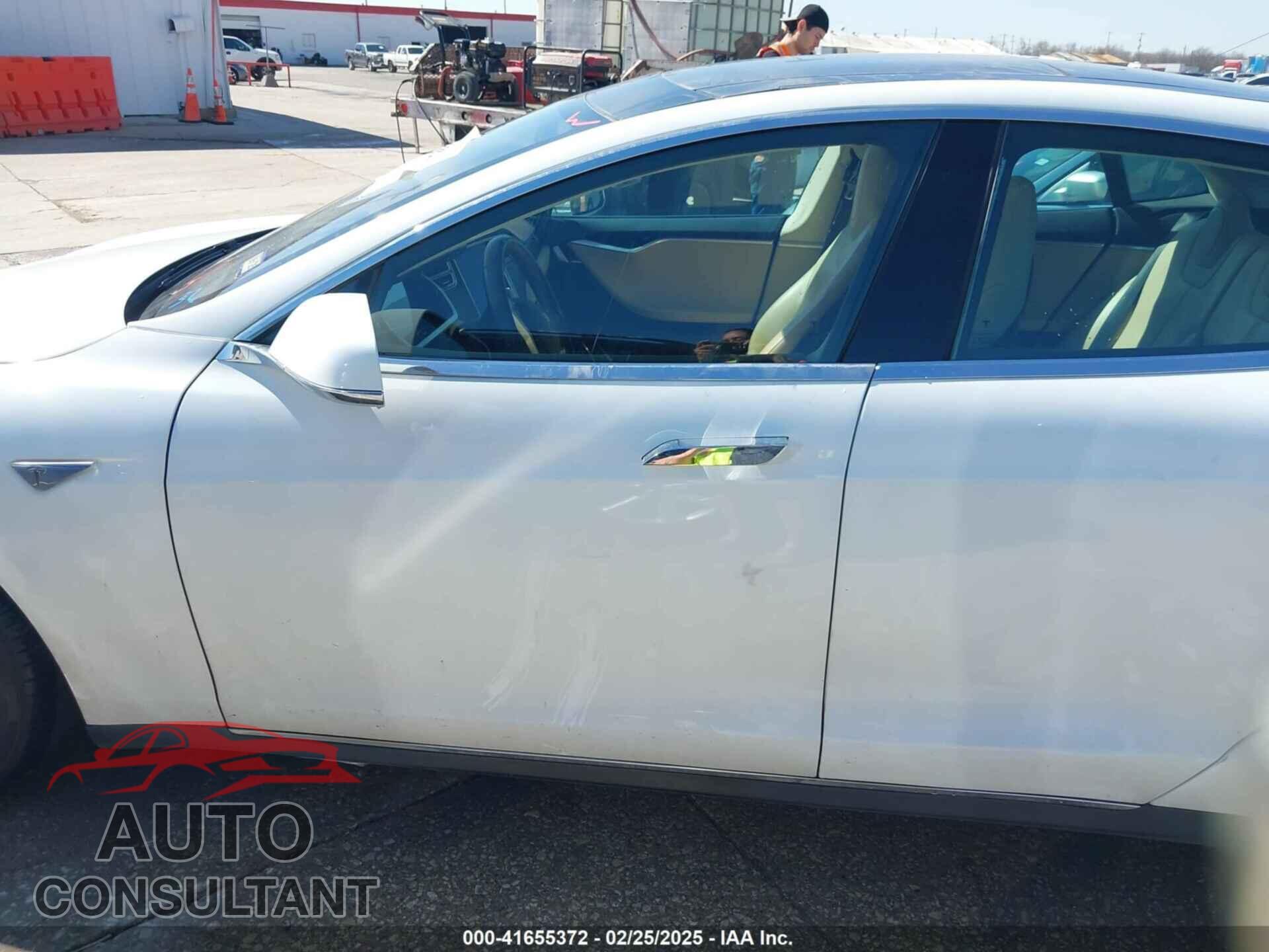 TESLA MODEL S 2013 - 5YJSA1CN2DFP28624