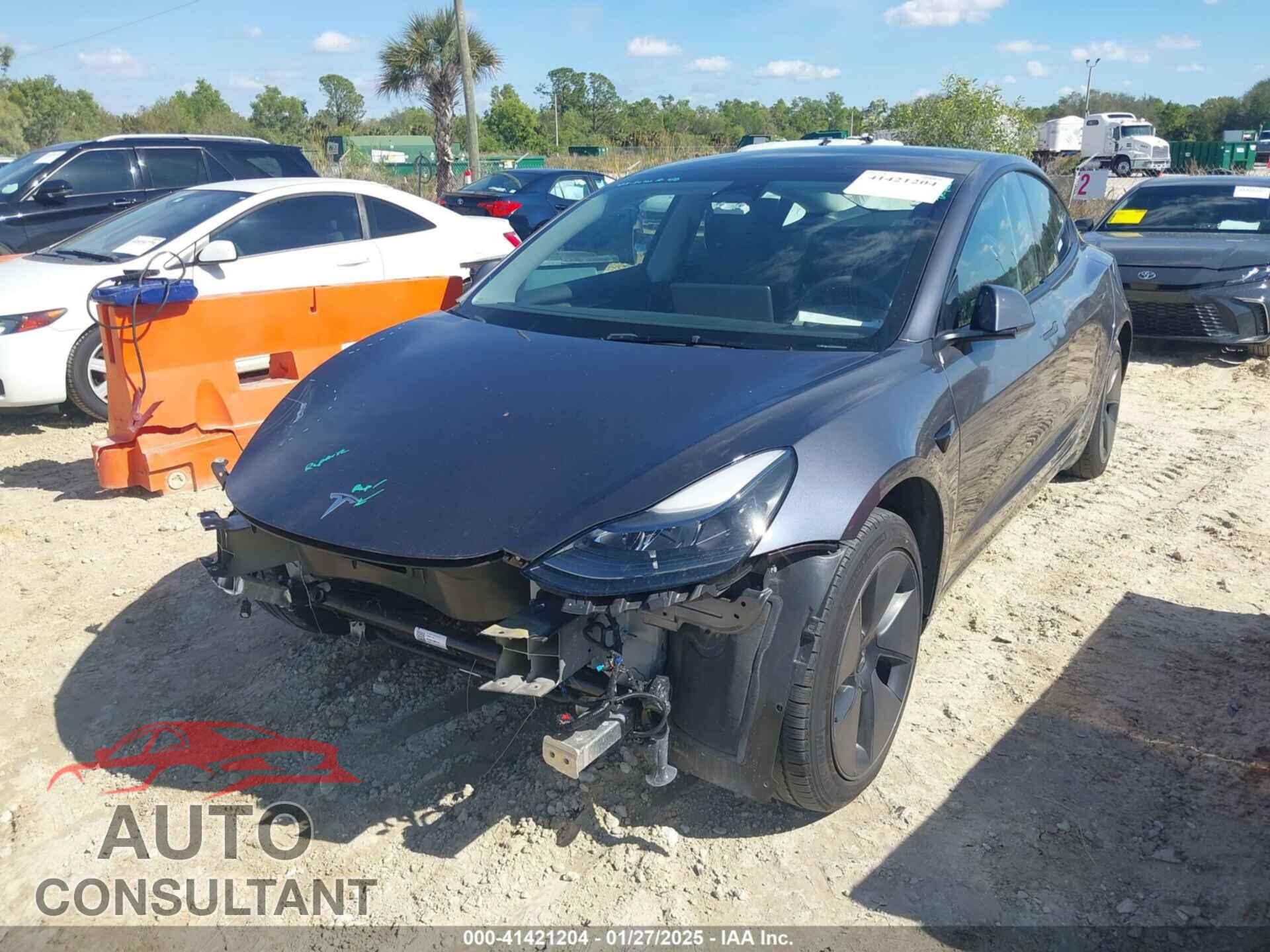TESLA MODEL 3 2023 - 5YJ3E1EA5PF567290