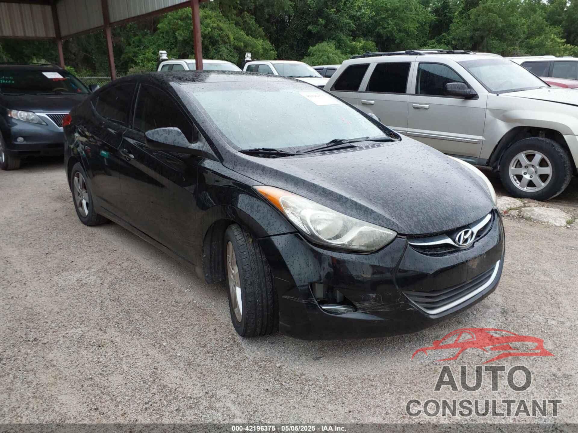 HYUNDAI ELANTRA 2013 - 5NPDH4AE5DH288795