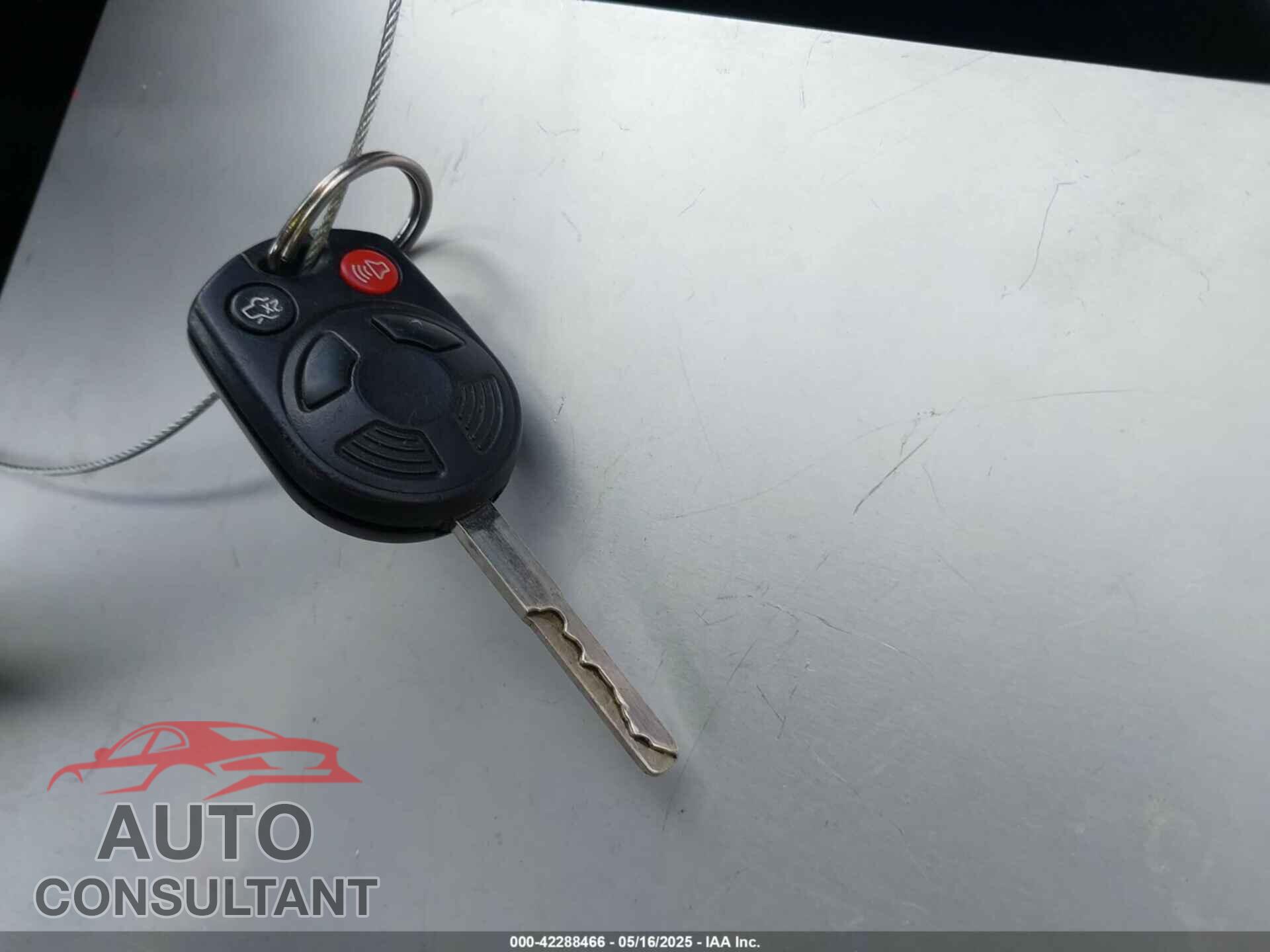 FORD FOCUS 2016 - 1FADP3E24GL379740