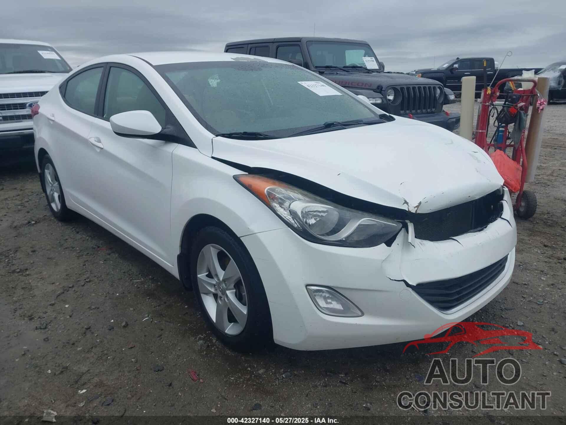 HYUNDAI ELANTRA 2013 - 5NPDH4AE8DH154671