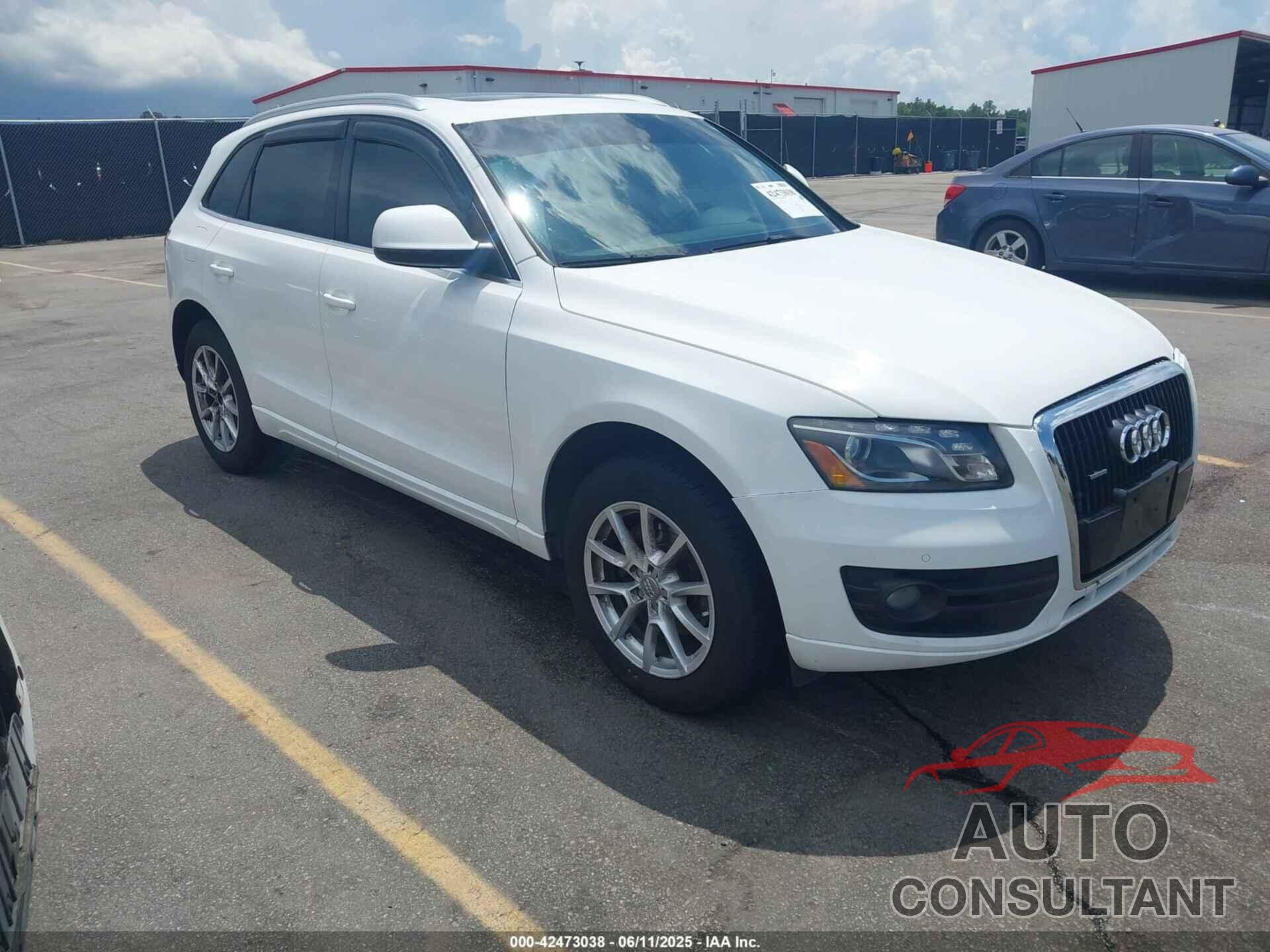 AUDI Q5 2010 - WA1LKAFPXAA023132