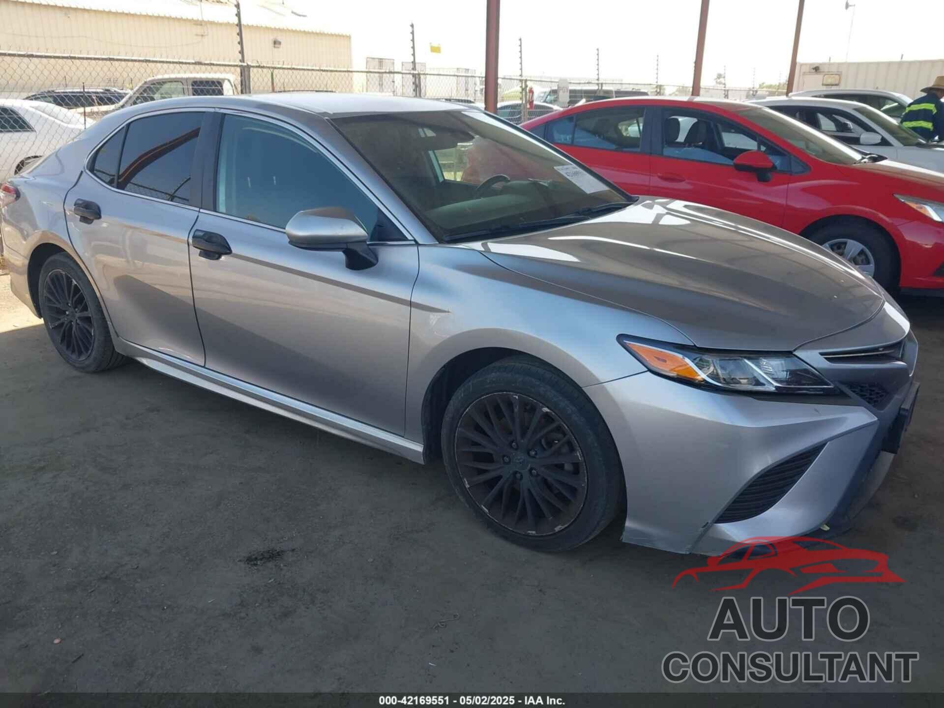 TOYOTA CAMRY 2019 - 4T1B11HKXKU727705