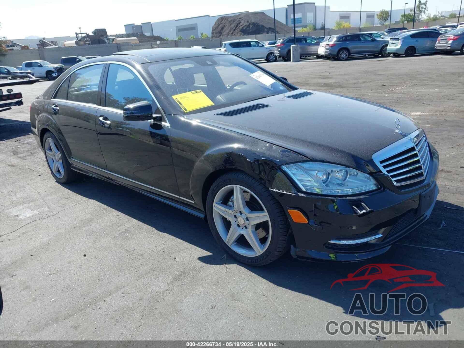 MERCEDES-BENZ S 550 2010 - WDDNG7BB9AA347420