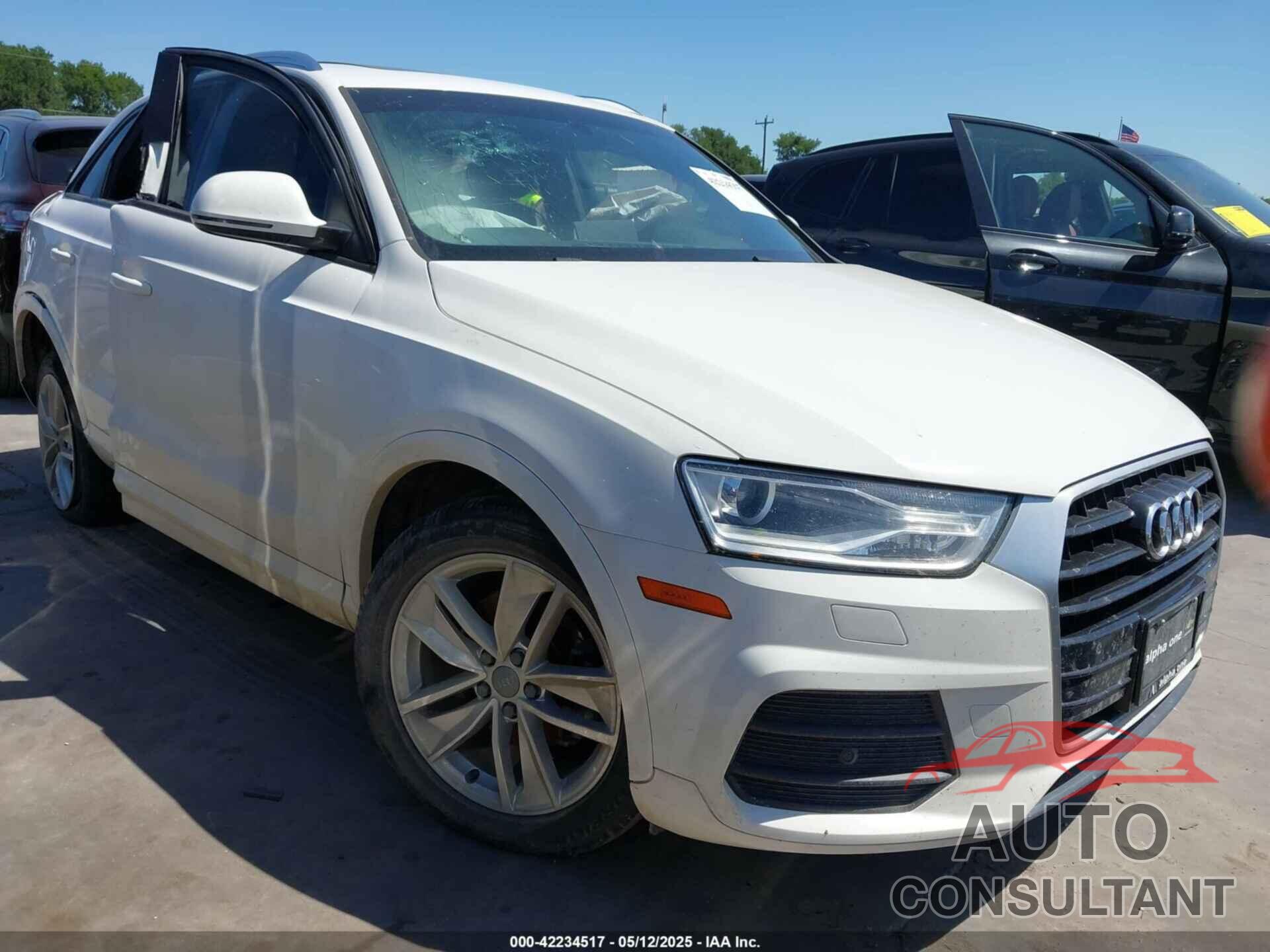 AUDI Q3 2017 - WA1BCCFS3HR010582
