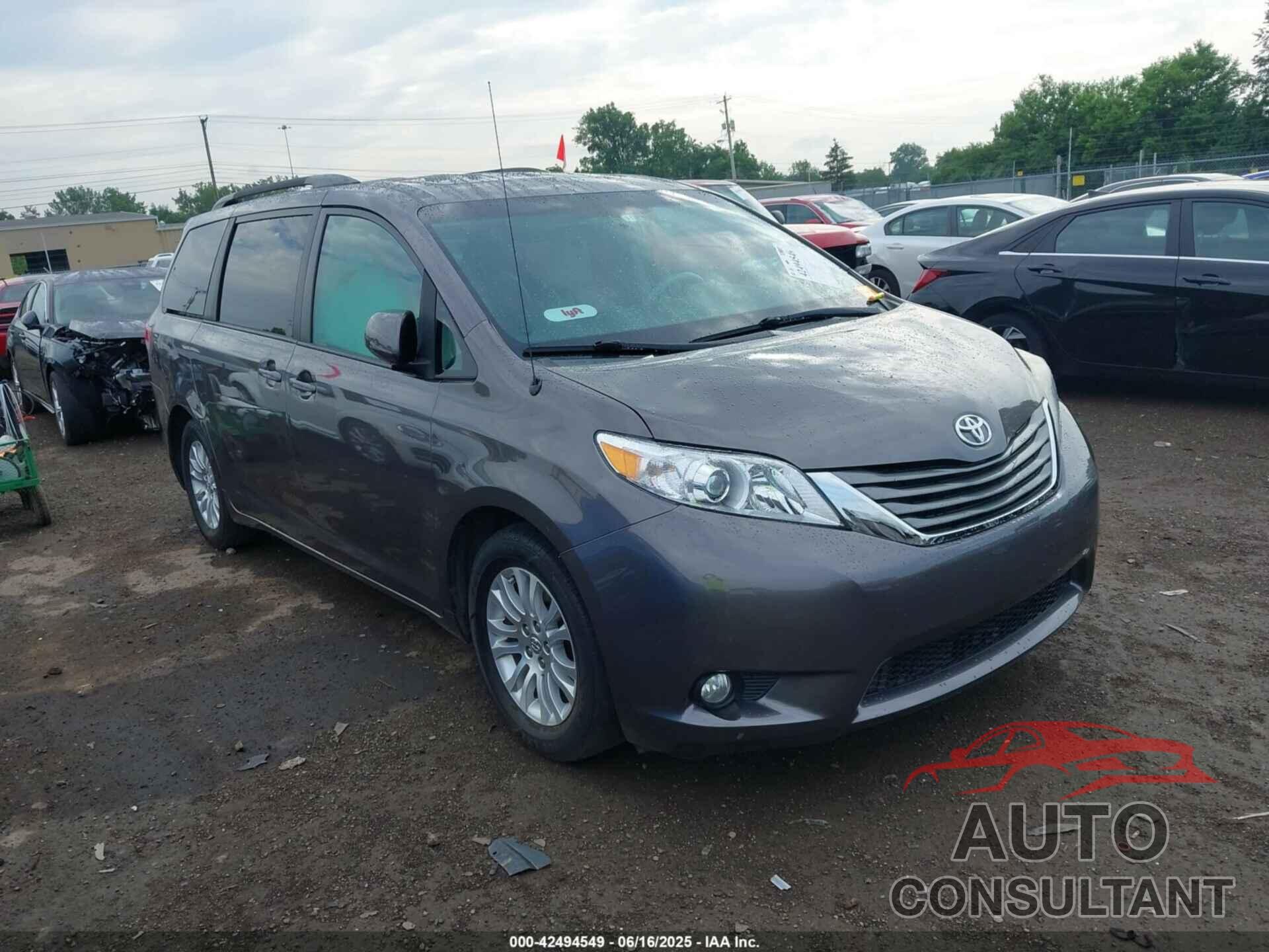 TOYOTA SIENNA 2014 - 5TDYK3DC0ES496716