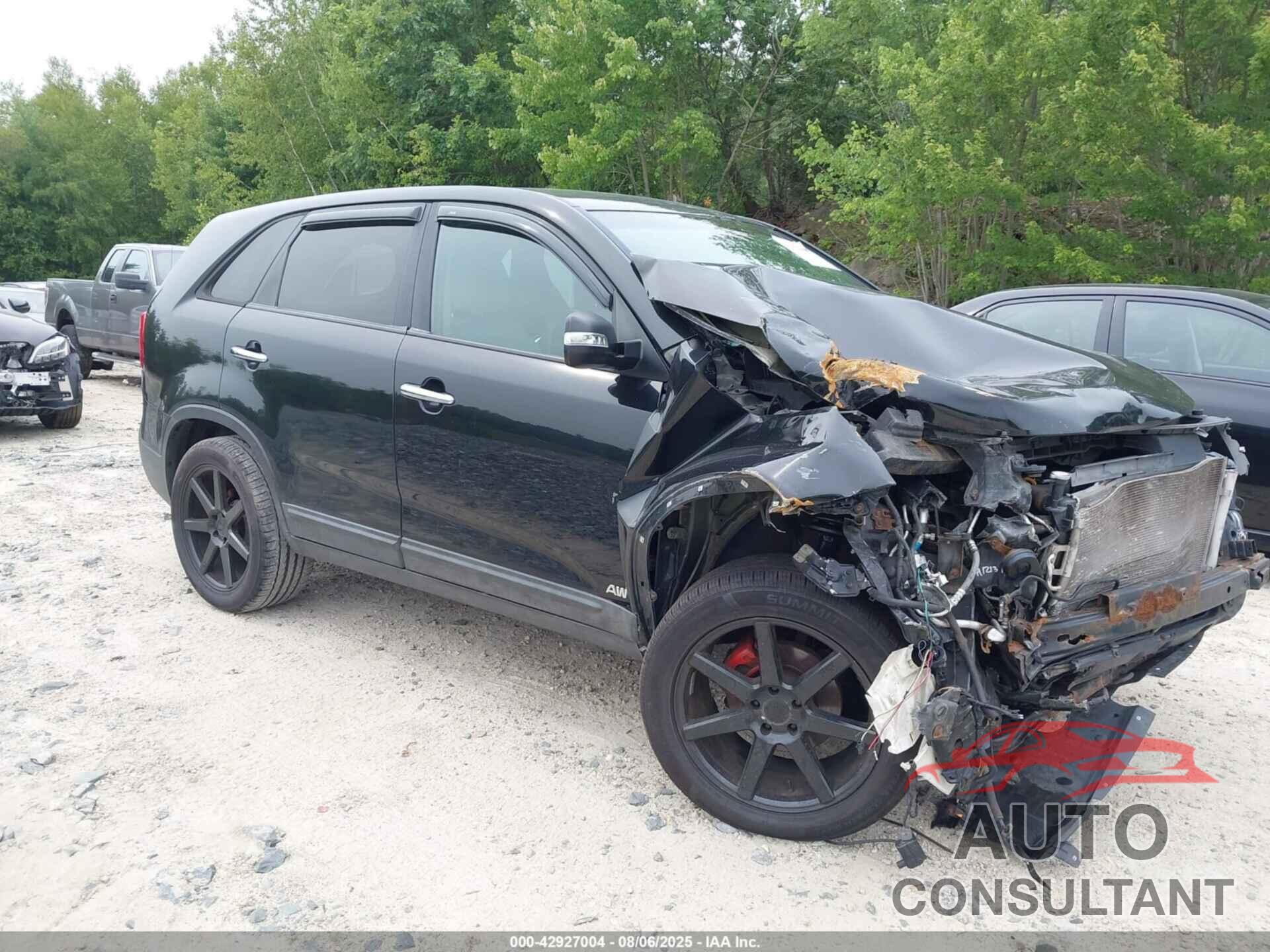 KIA SORENTO 2011 - 5XYKTCA1XBG019399