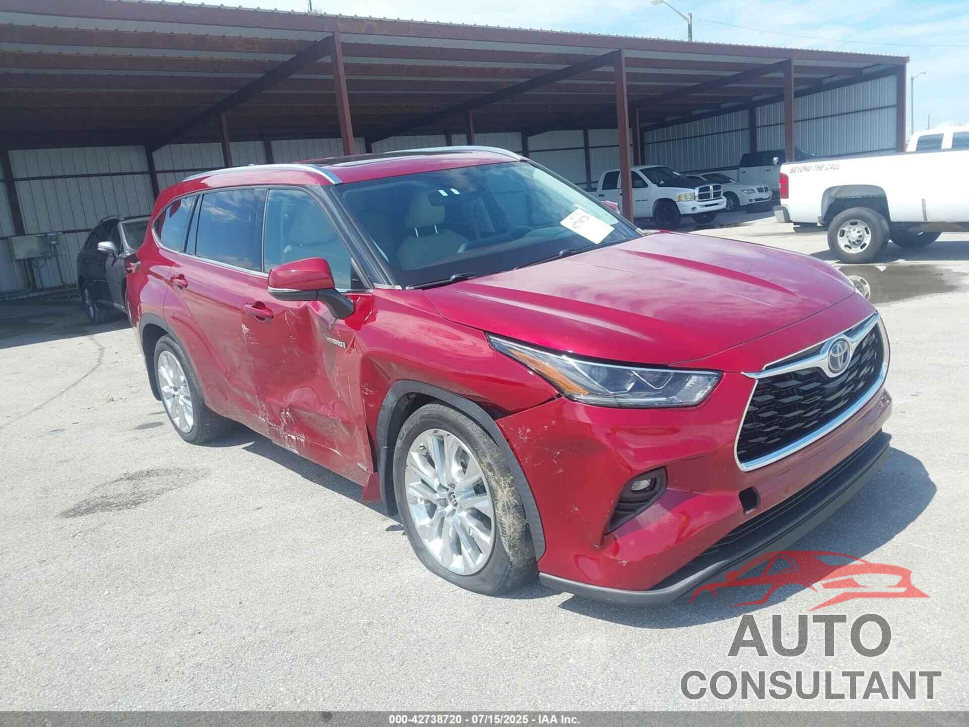 TOYOTA HIGHLANDER 2021 - 5TDXBRCH8MS045740