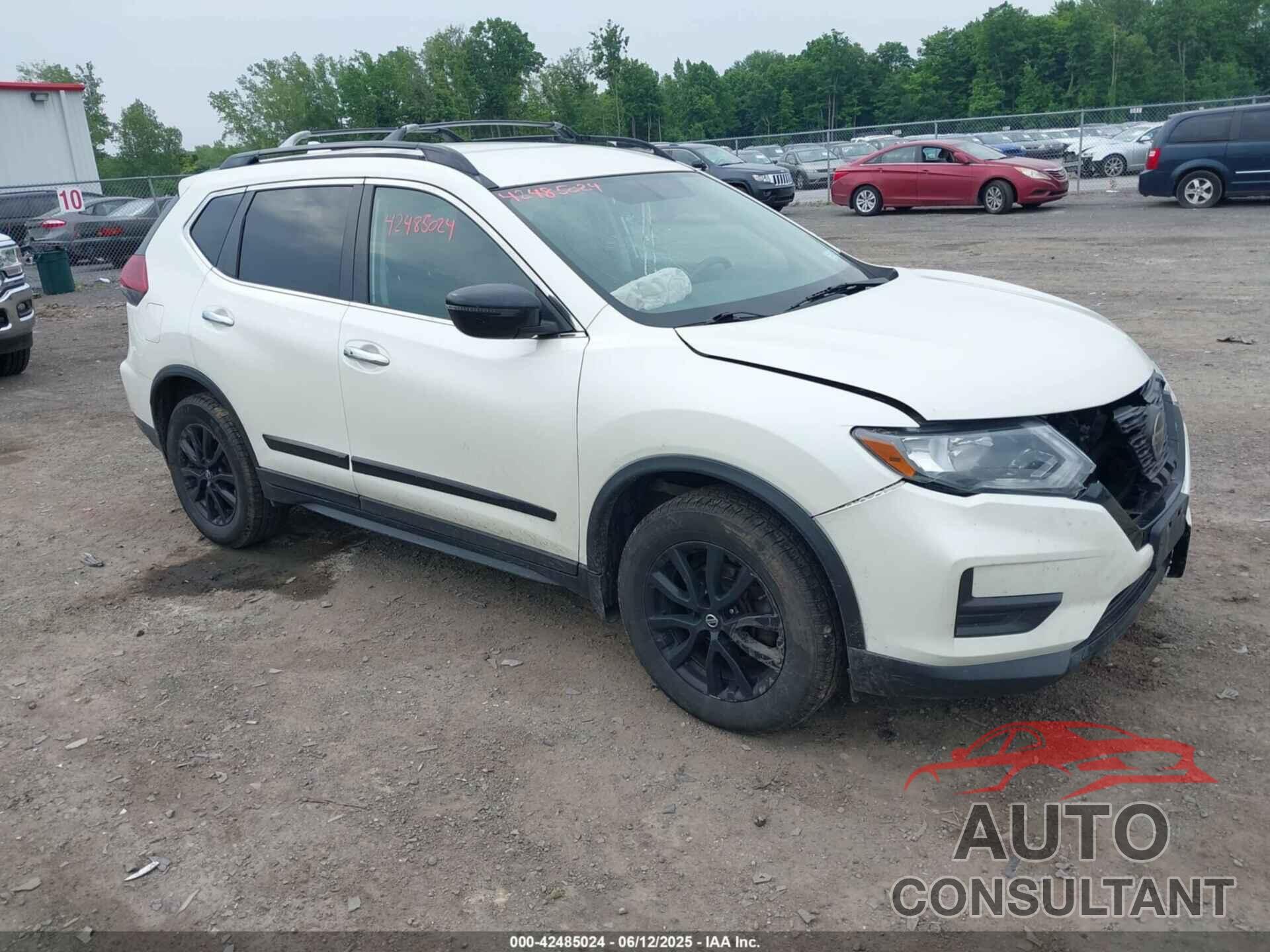 NISSAN ROGUE 2018 - 5N1AT2MV6JC721111