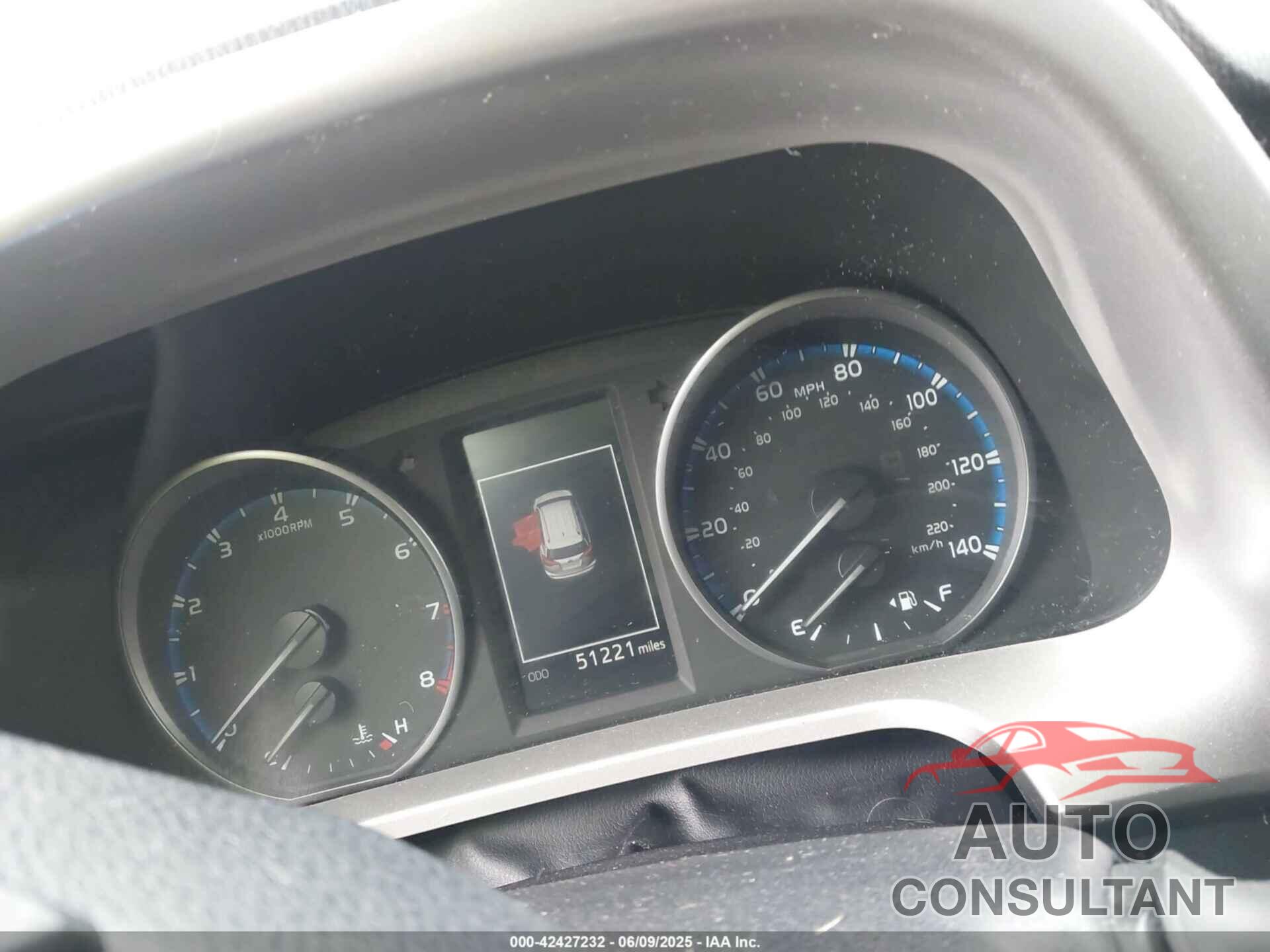TOYOTA RAV4 2018 - JTMZFREV4JJ195076