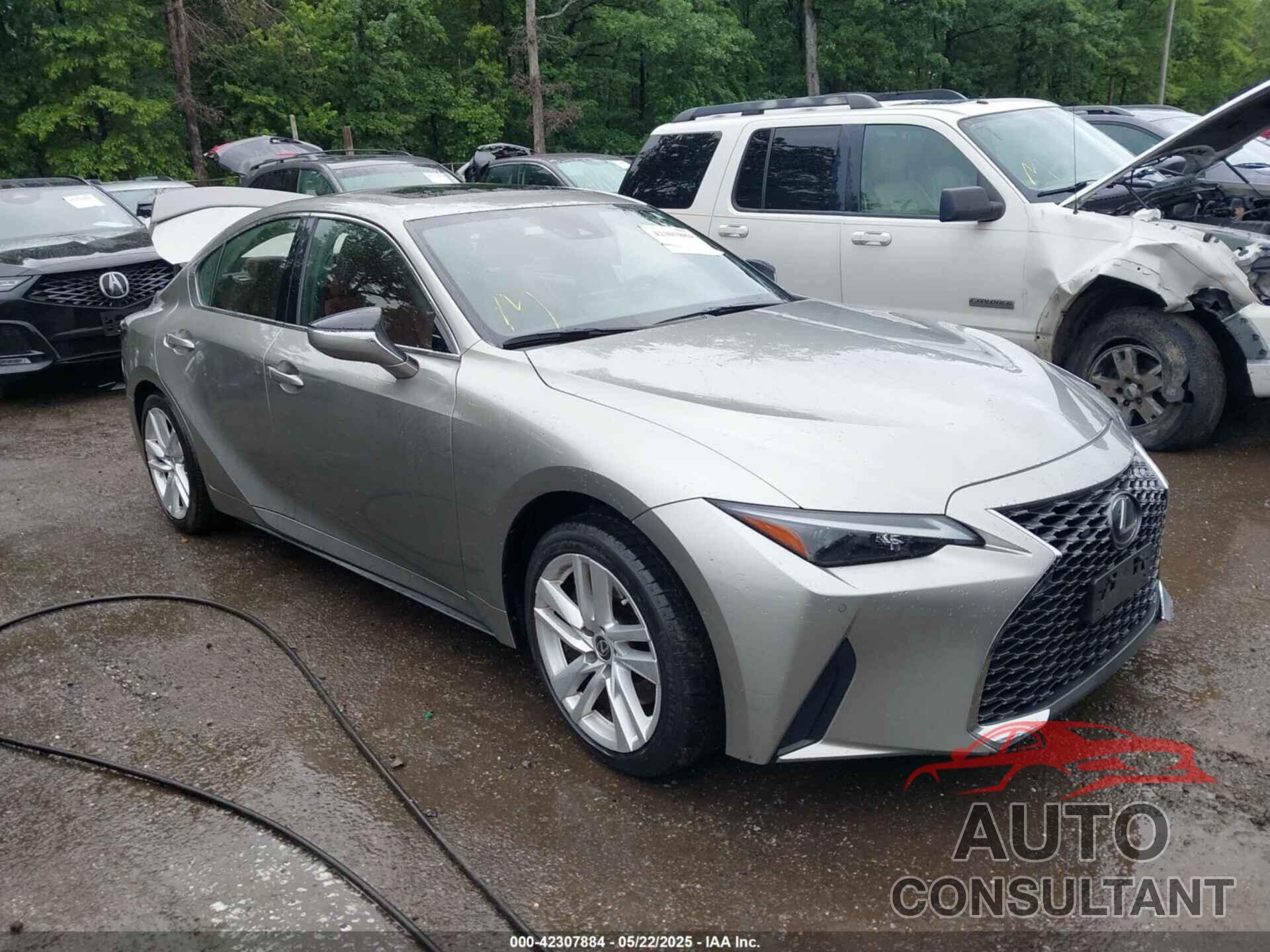 LEXUS IS 300 2021 - JTHC81F23M5047096