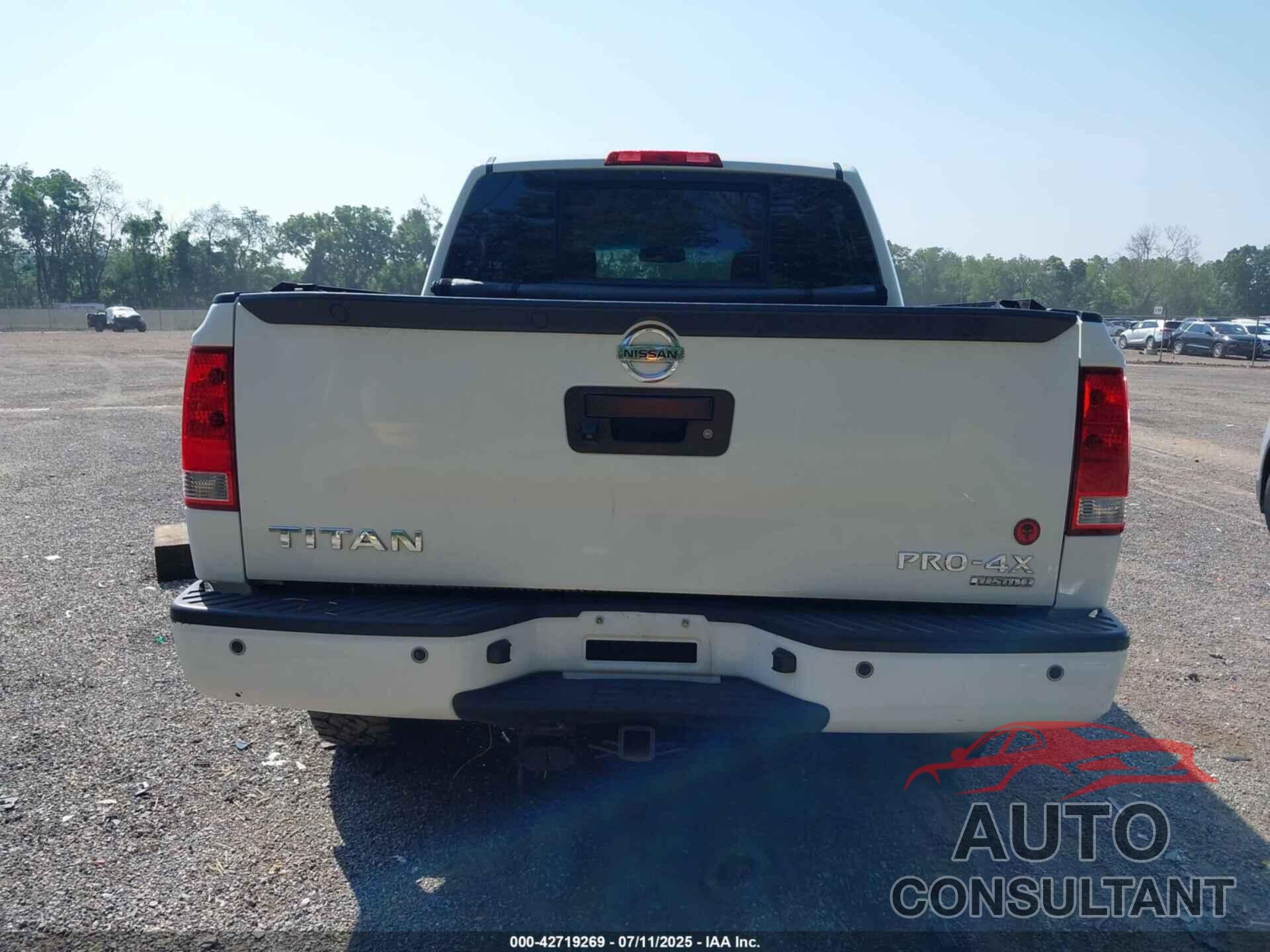NISSAN TITAN 2013 - 1N6AA0ECXDN309758