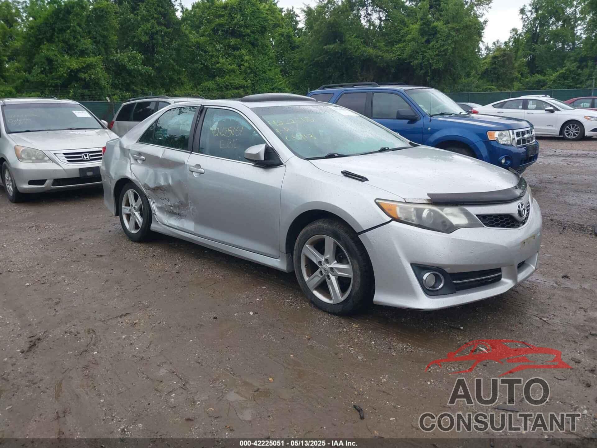 TOYOTA CAMRY 2013 - 4T1BF1FKXDU205549