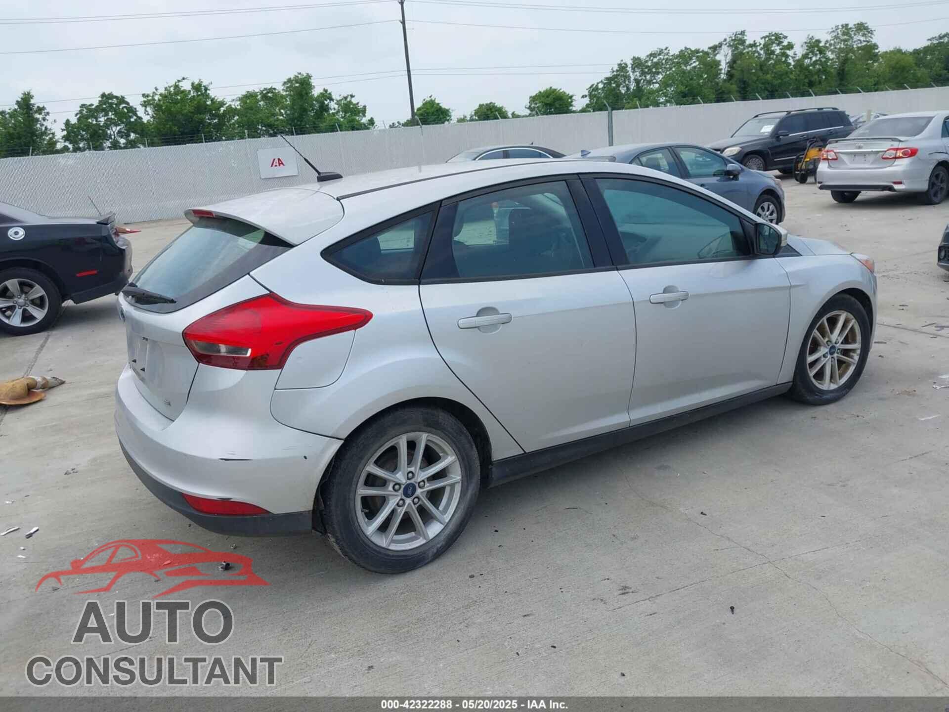FORD FOCUS 2017 - 1FADP3K20HL278880