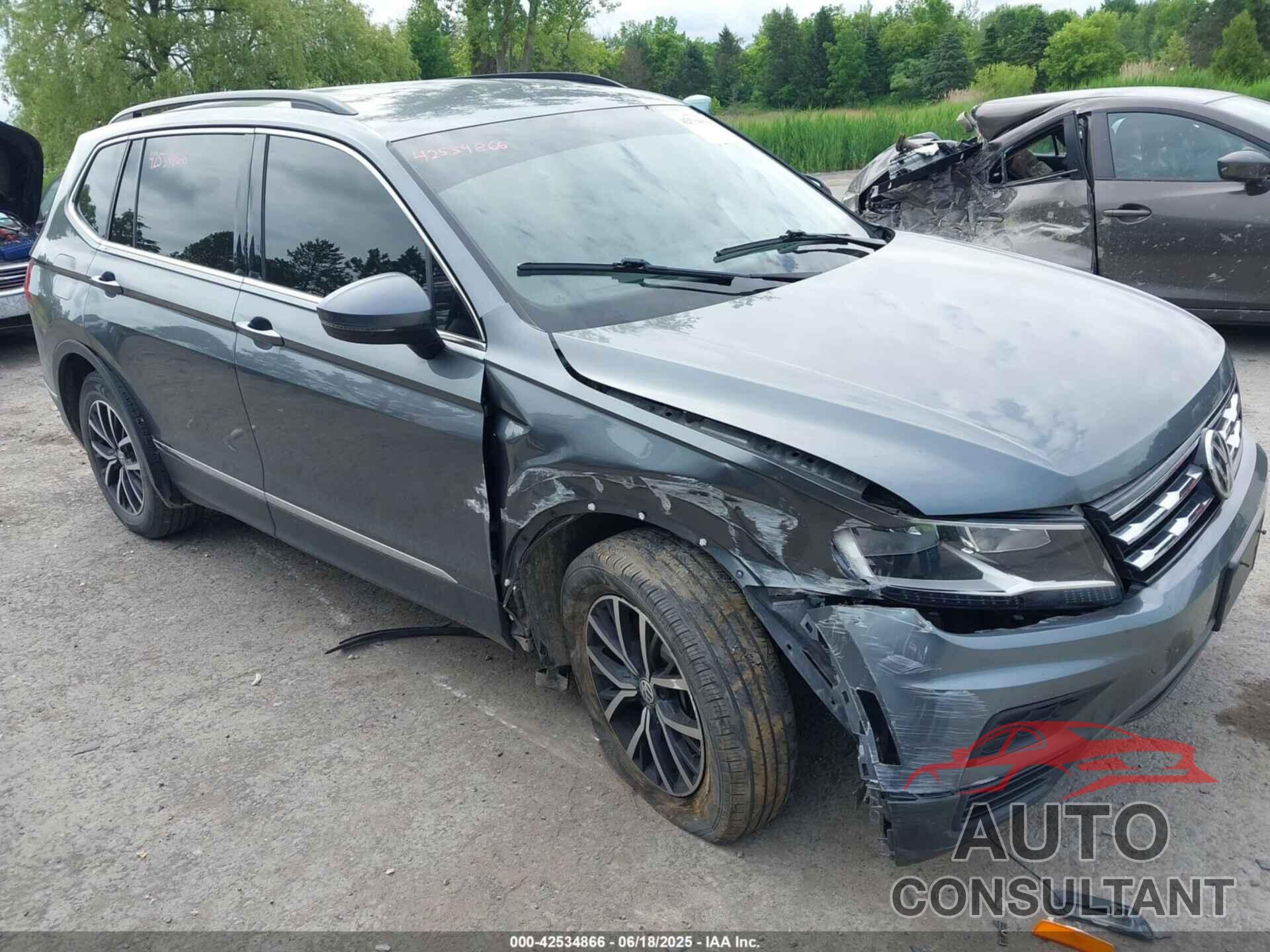 VOLKSWAGEN TIGUAN 2021 - 3VV2B7AX4MM083136